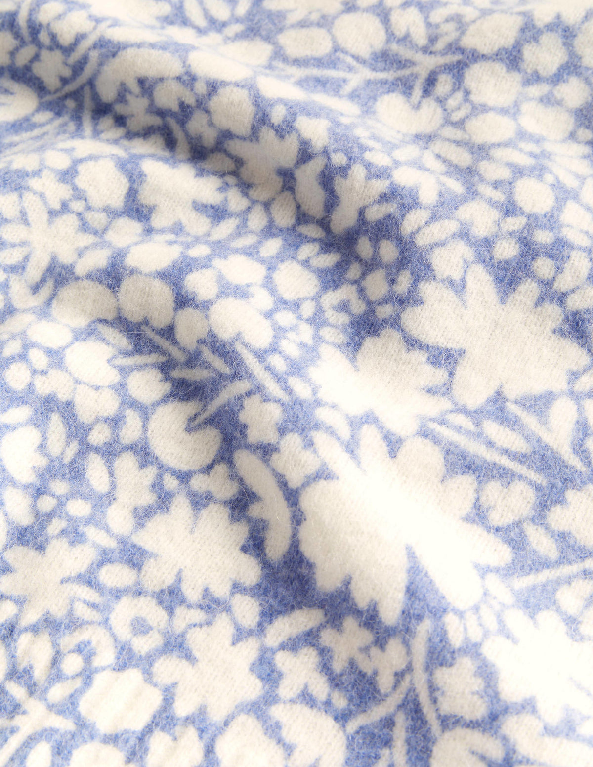 Gemusterter Pullover mit Puffärmeln-Rivierablau, Abstraktes Kleines Blumenmuster - Image 5