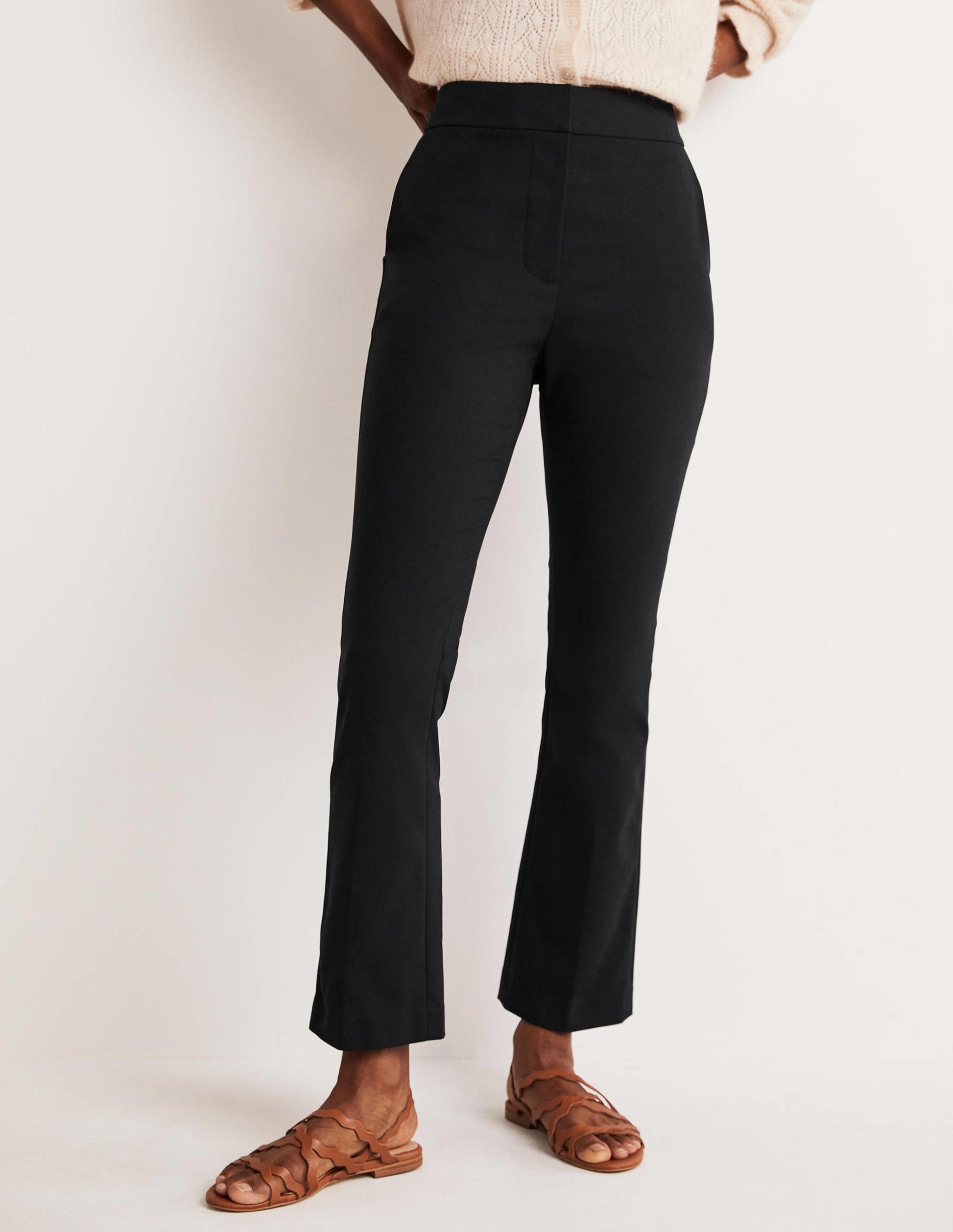Ausgestellte 7/8-Hose-Schwarz-9