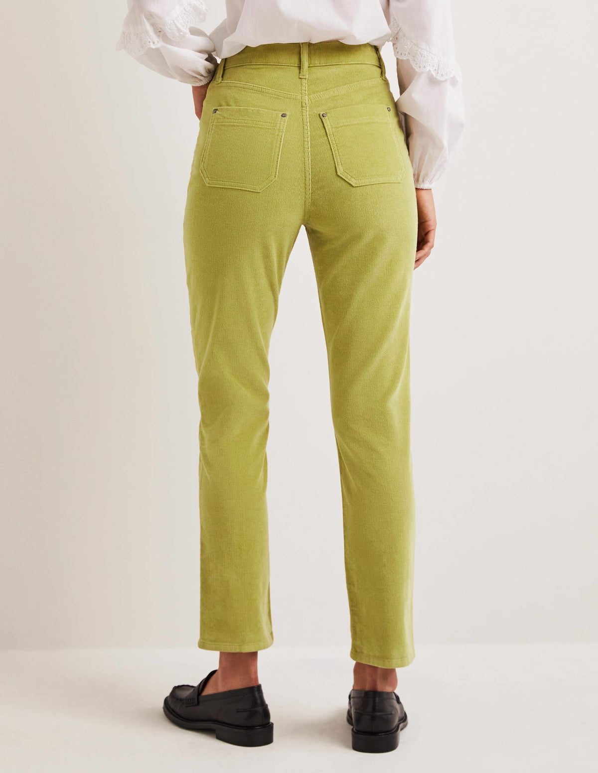 Cord-Jeans mit geradem Bein-Zederngrün-3