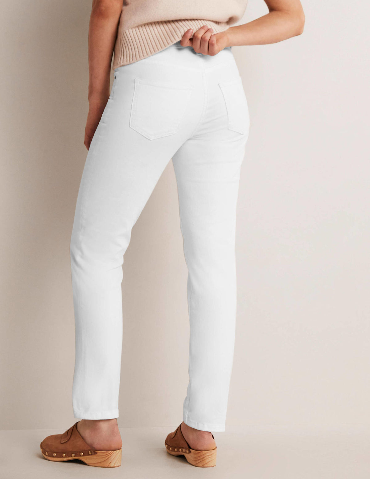 Röhrenjeans-Weiß-7