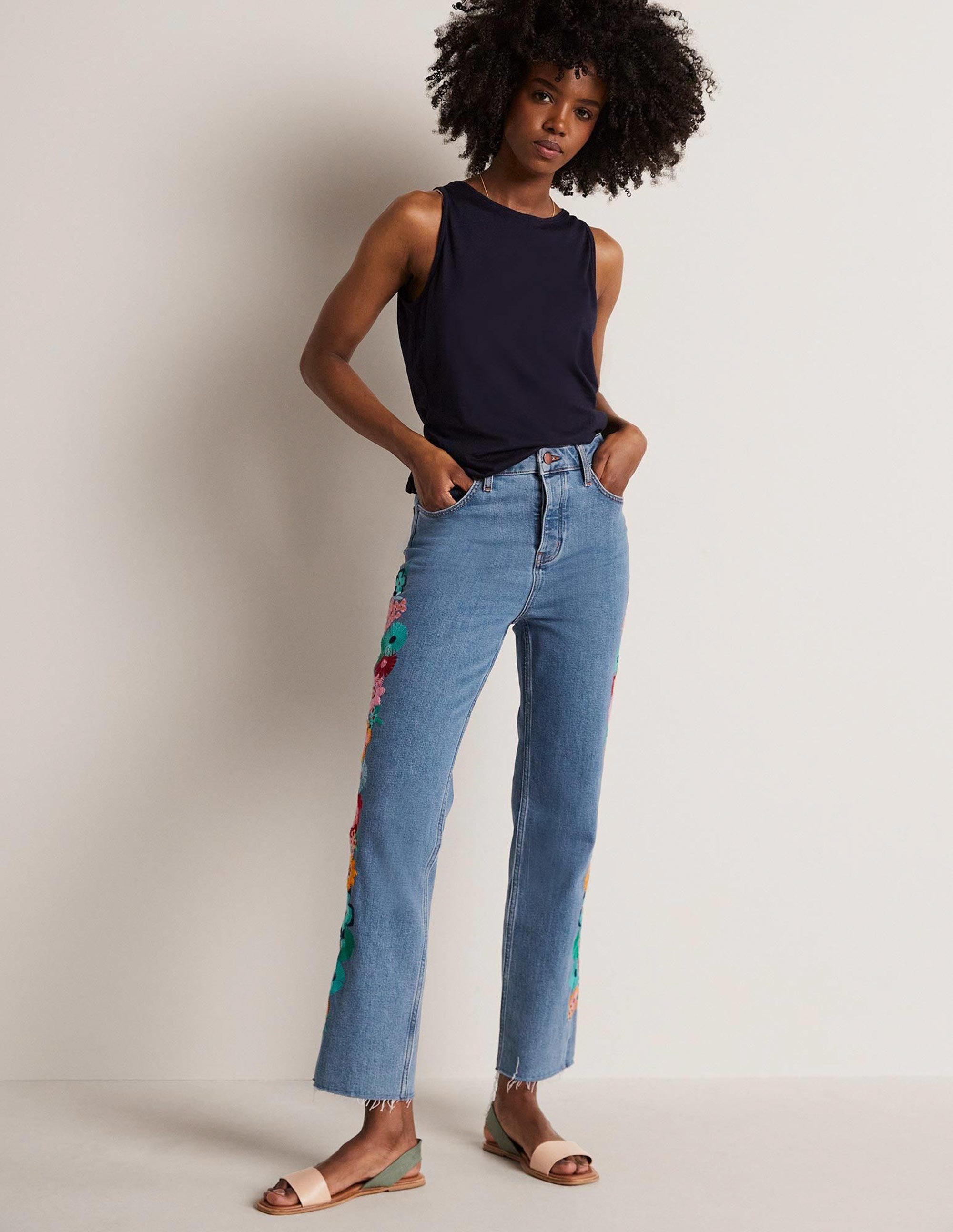 Lockere Jeans mit geradem Bein-Bunt, Blumenstickerei - Image 1