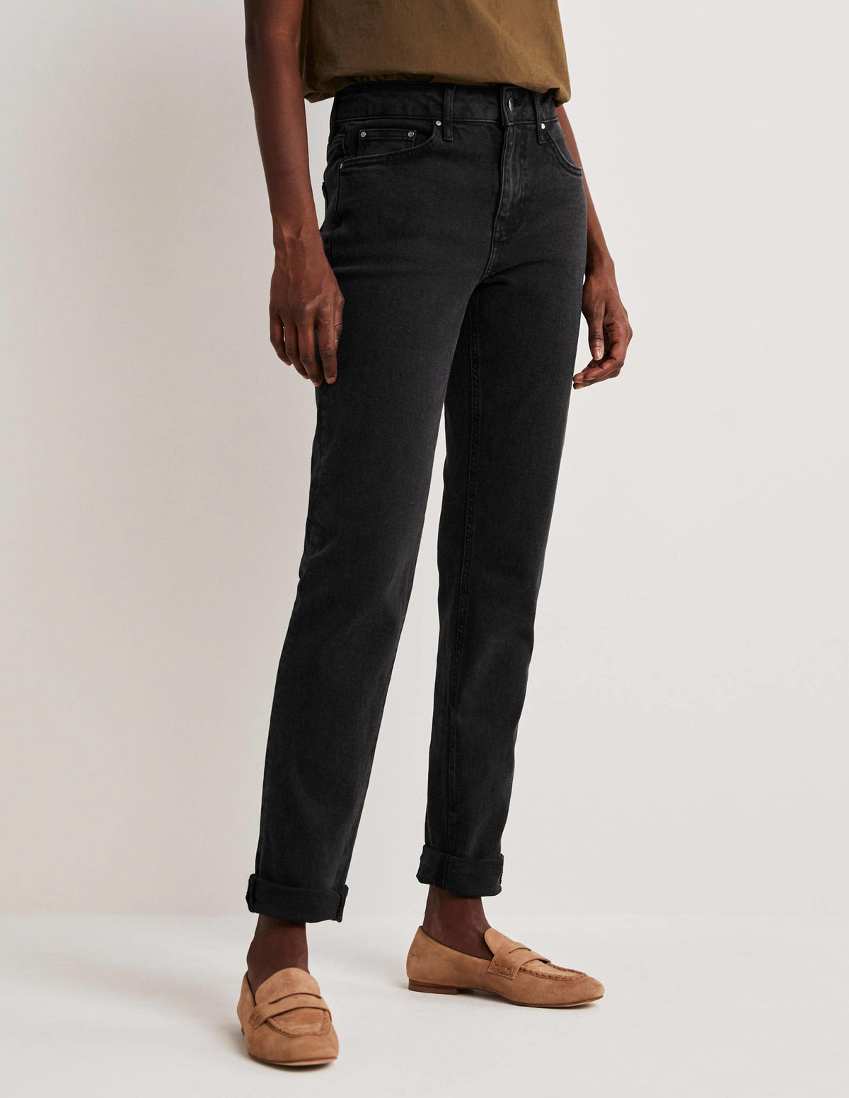 Girlfriend Jeans-Washed Black-4