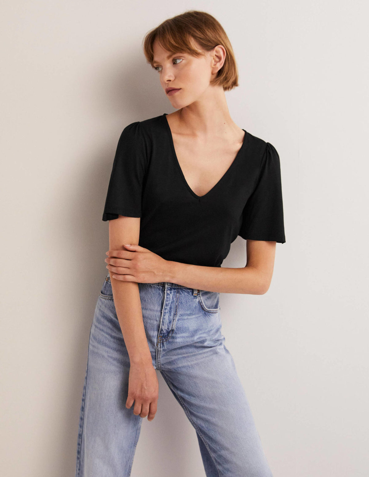 Supersoft Flutter Sleeve Top-Black - Image 4
