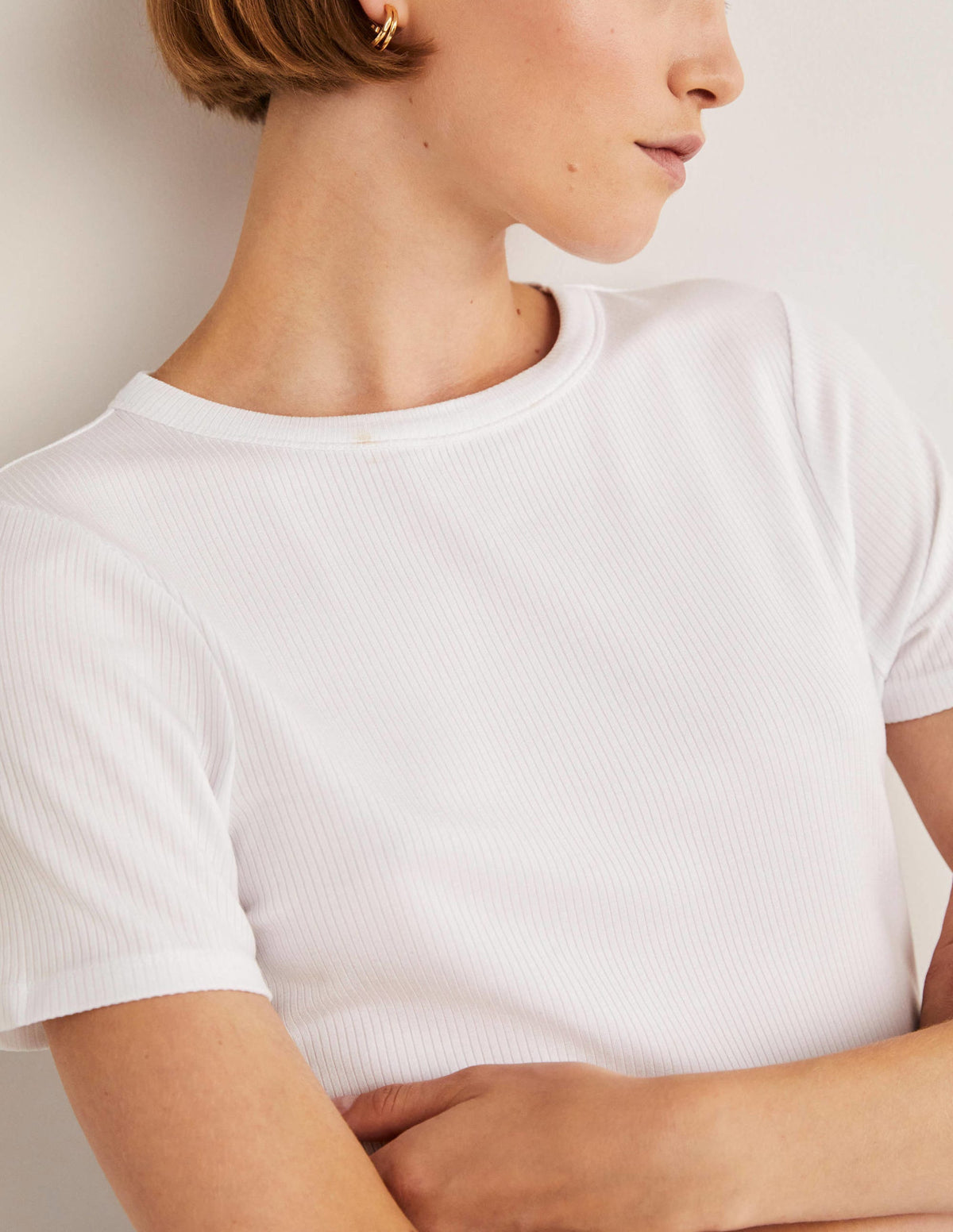 Geripptes T-Shirt mit Rundhalsausschnitt-Weiß-2