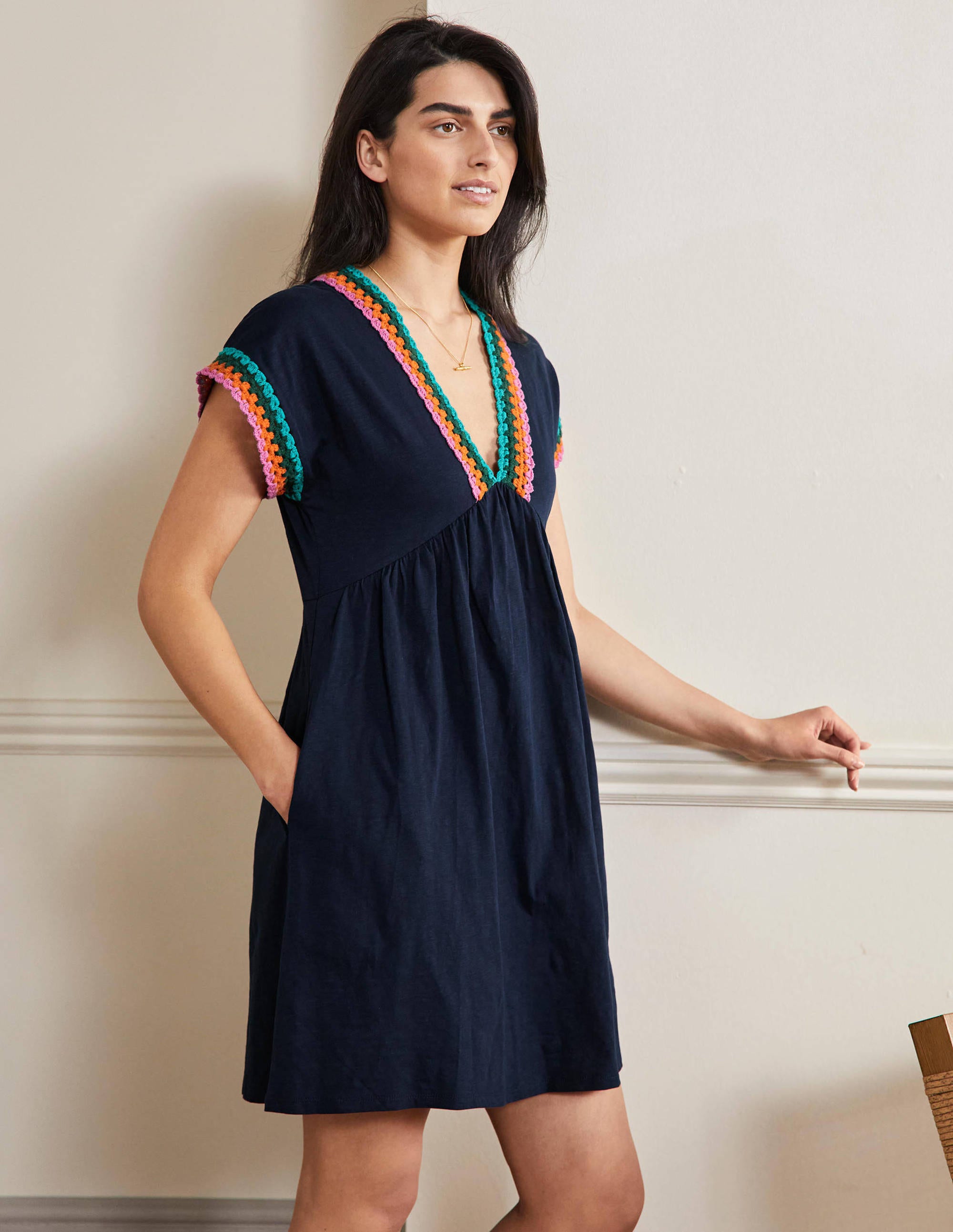 Robe en jersey avec détails crochetés-Bleu marine - Image 4