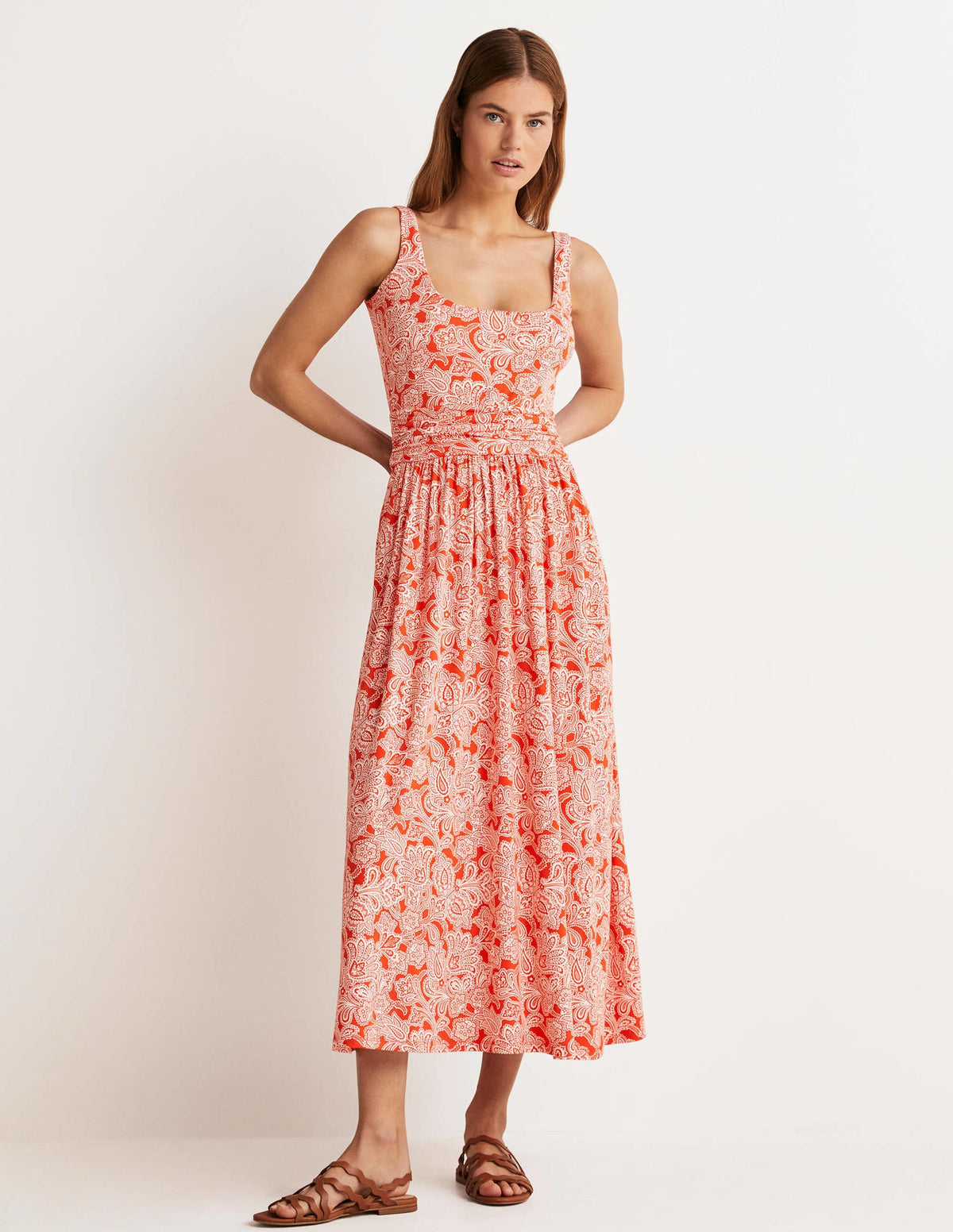 Jersey-Midikleid mit Rundhalsausschnitt-Feuerwerkskörperrot, Paisley-Knospen - Image 6