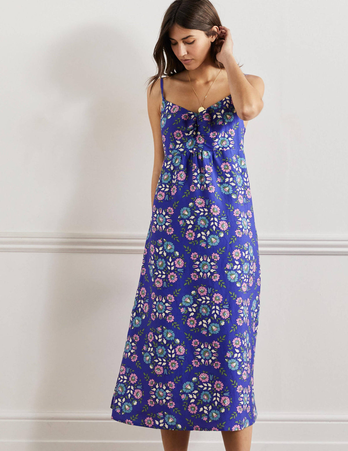 Midikleid mit Trägern-Glockenblumenblau, Wildblumenmuster - Image 1