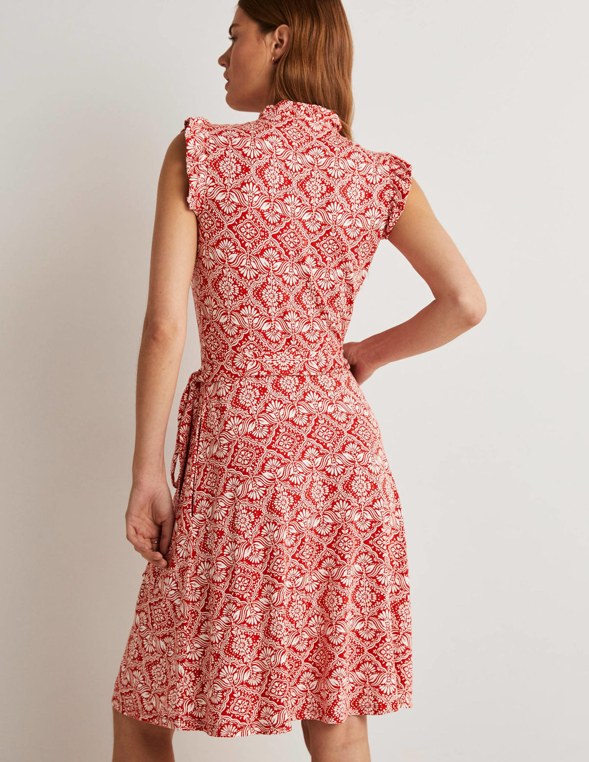 Robe volantée à effet portefeuille fixe en jersey-Rouge aurore, motif Oriental Diamond-3
