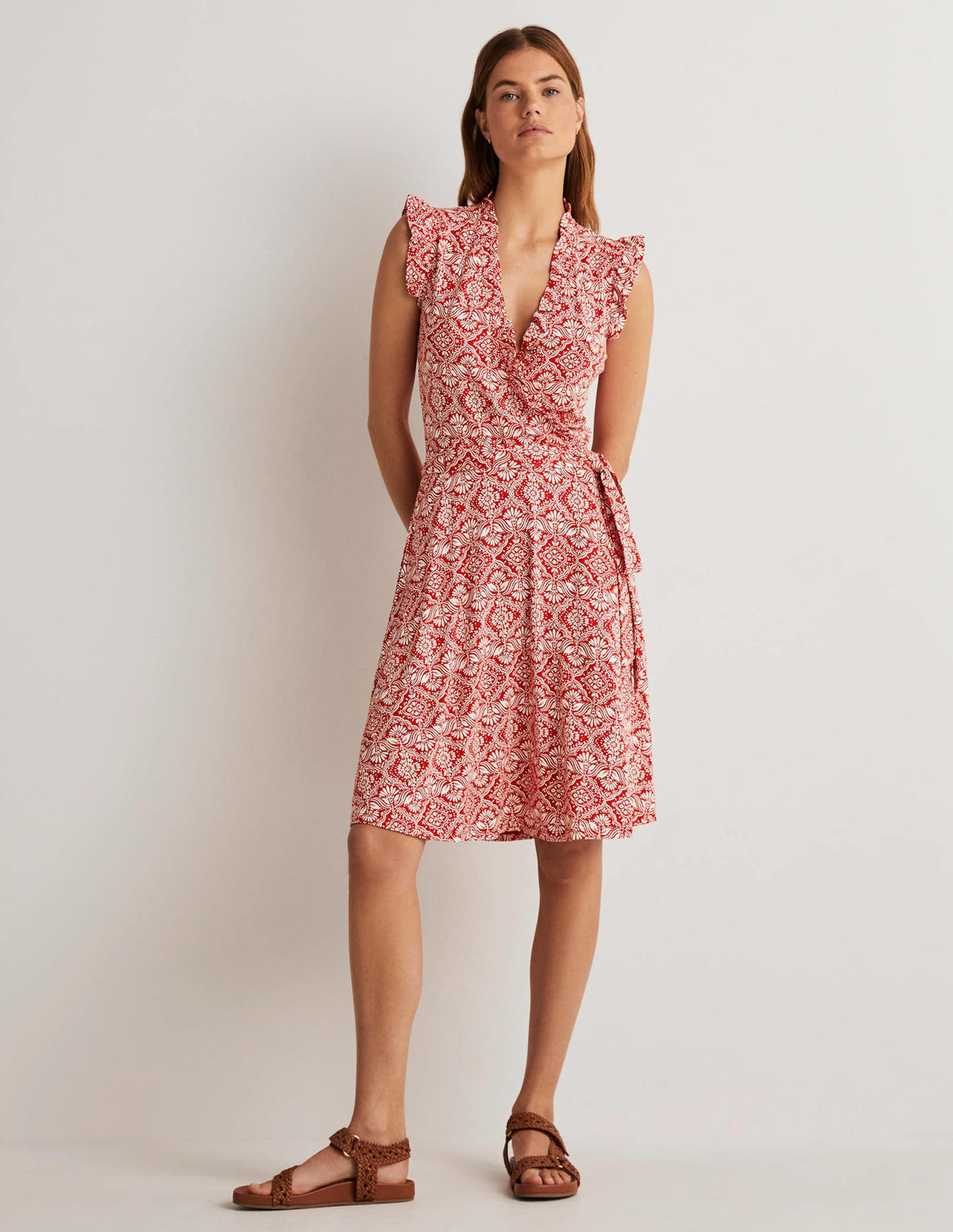Robe volantée à effet portefeuille fixe en jersey-Rouge aurore, motif Oriental Diamond - Image 5