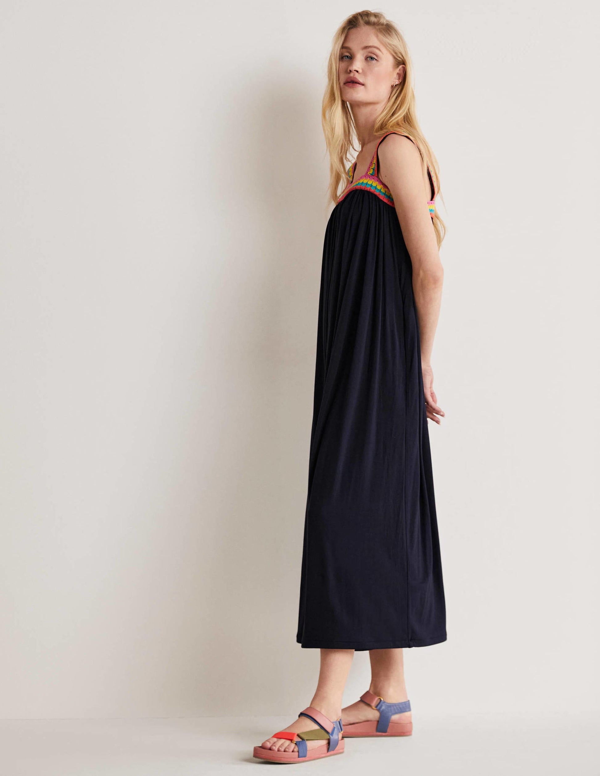 Robe longue en jersey avec détails crochetés-Bleu marine-3