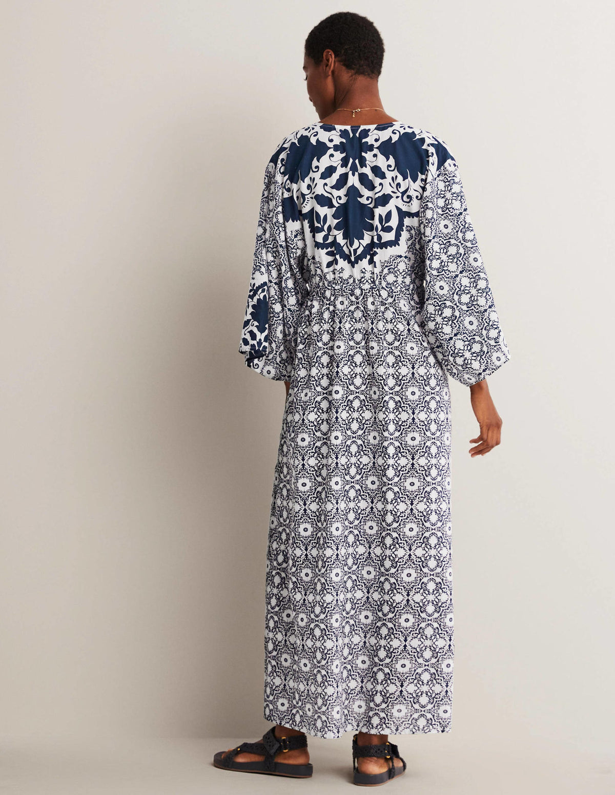 Maxi-Kaftankleid in Empire-Form-Navy, Bloomsbury-Muster - Image 3