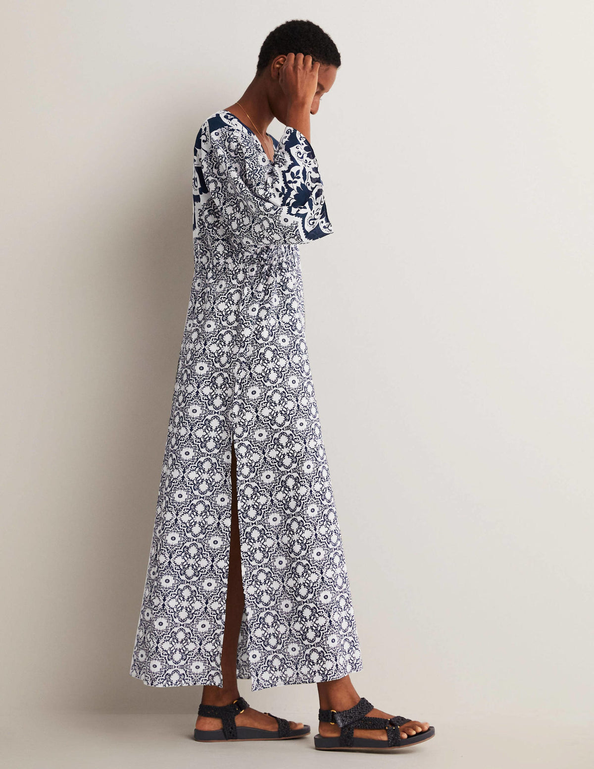 Maxi-Kaftankleid in Empire-Form-Navy, Bloomsbury-Muster-4