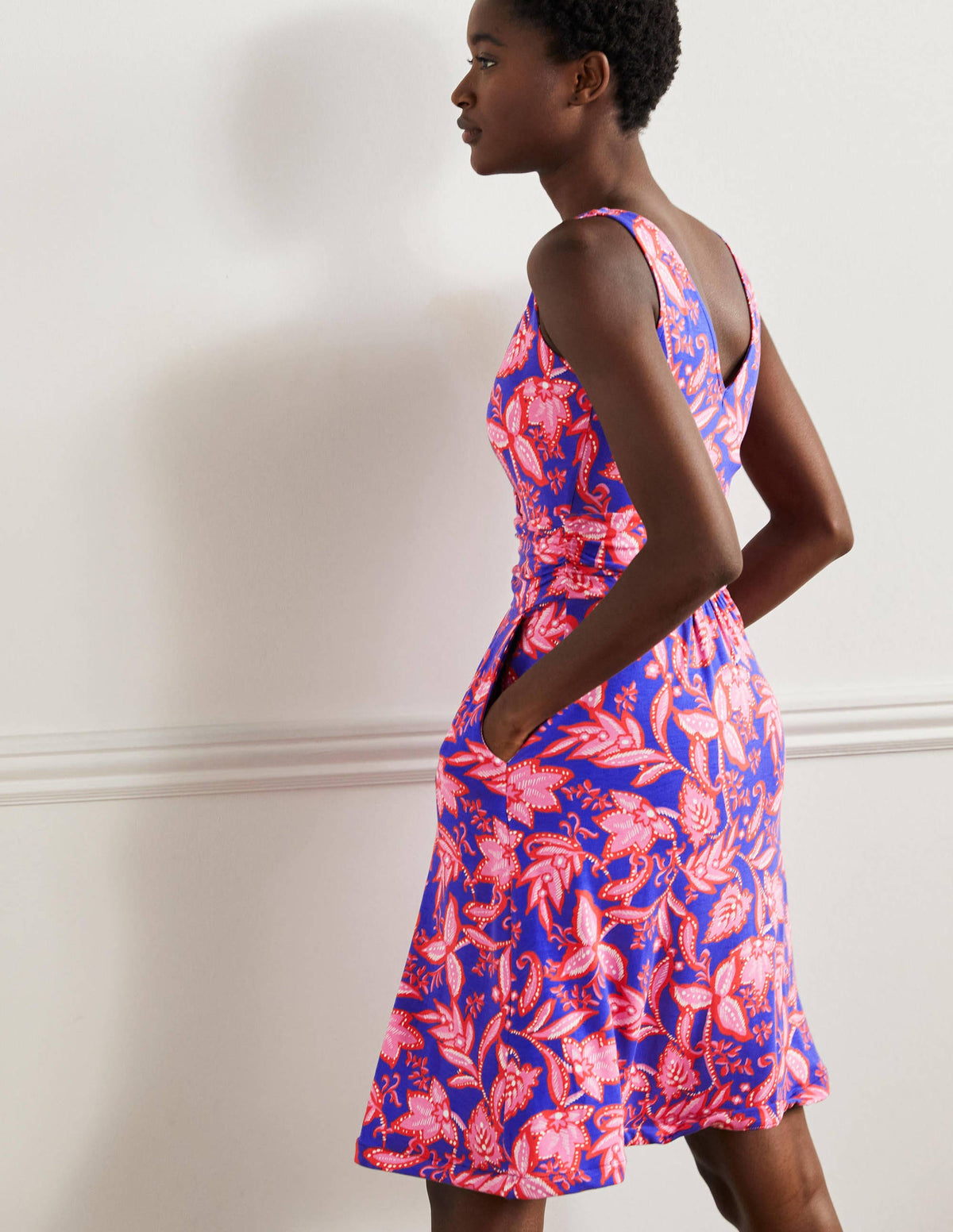 Robe Effie en jersey-Motif Wild Flora daïquiri fraise-4