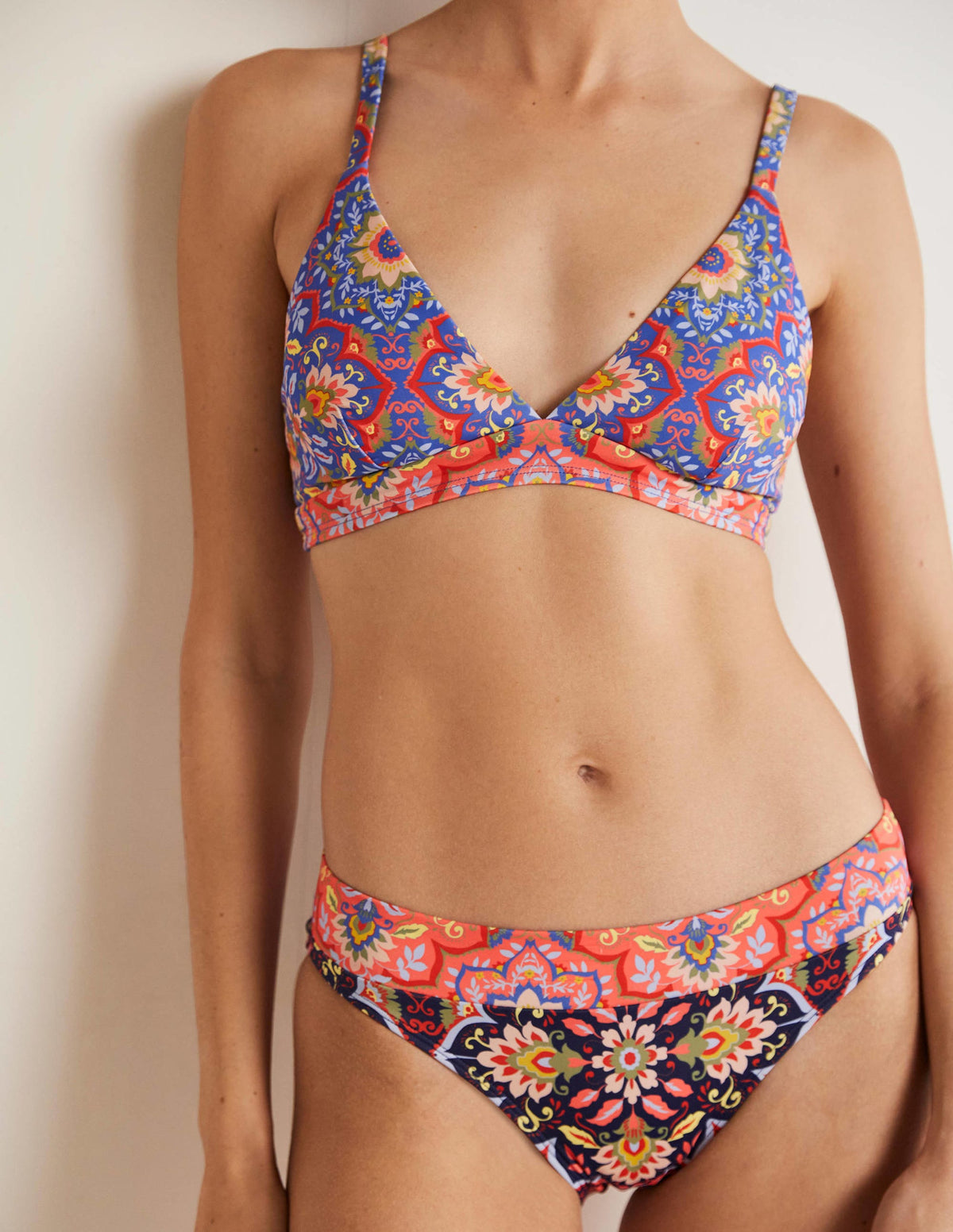 Haut de bikini col V Arezzo-Bleu marine foncé, motif Bloomsbury-4