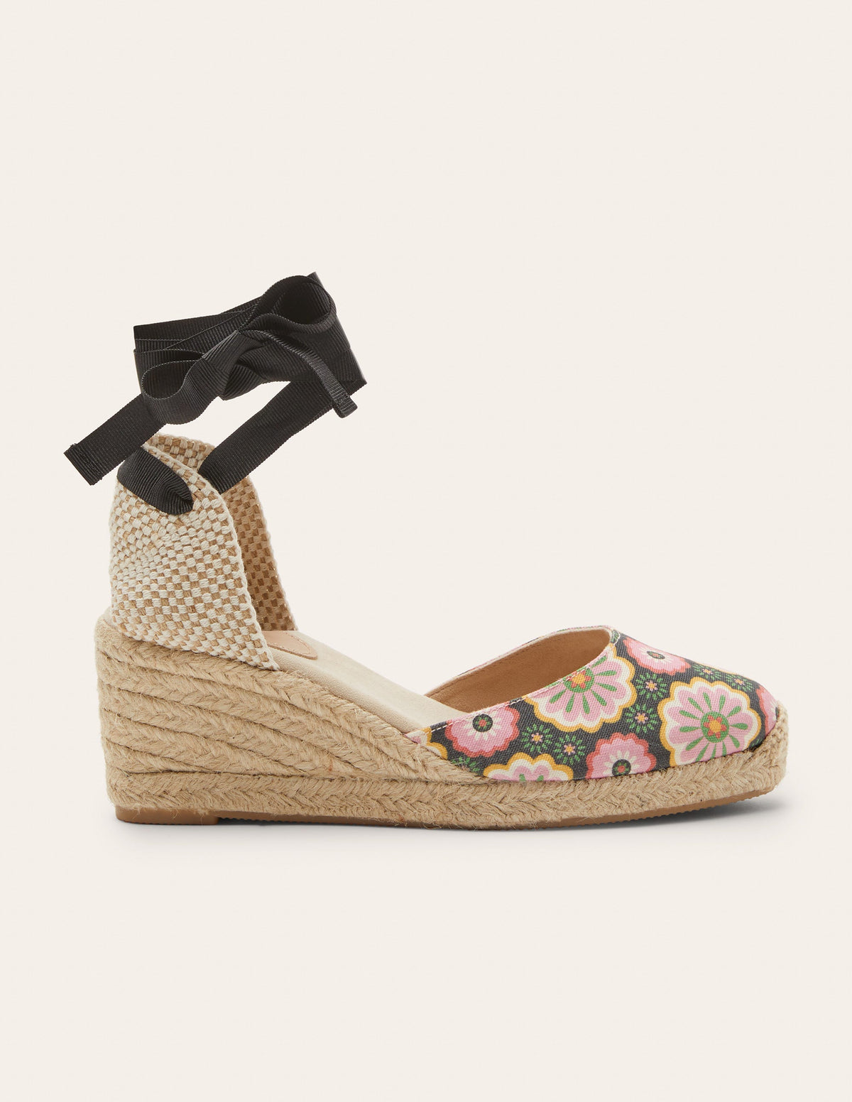 Cassie Espadrilles mit Keilabsatz-Schwarz, Üppige Gänseblümchen - Image 1
