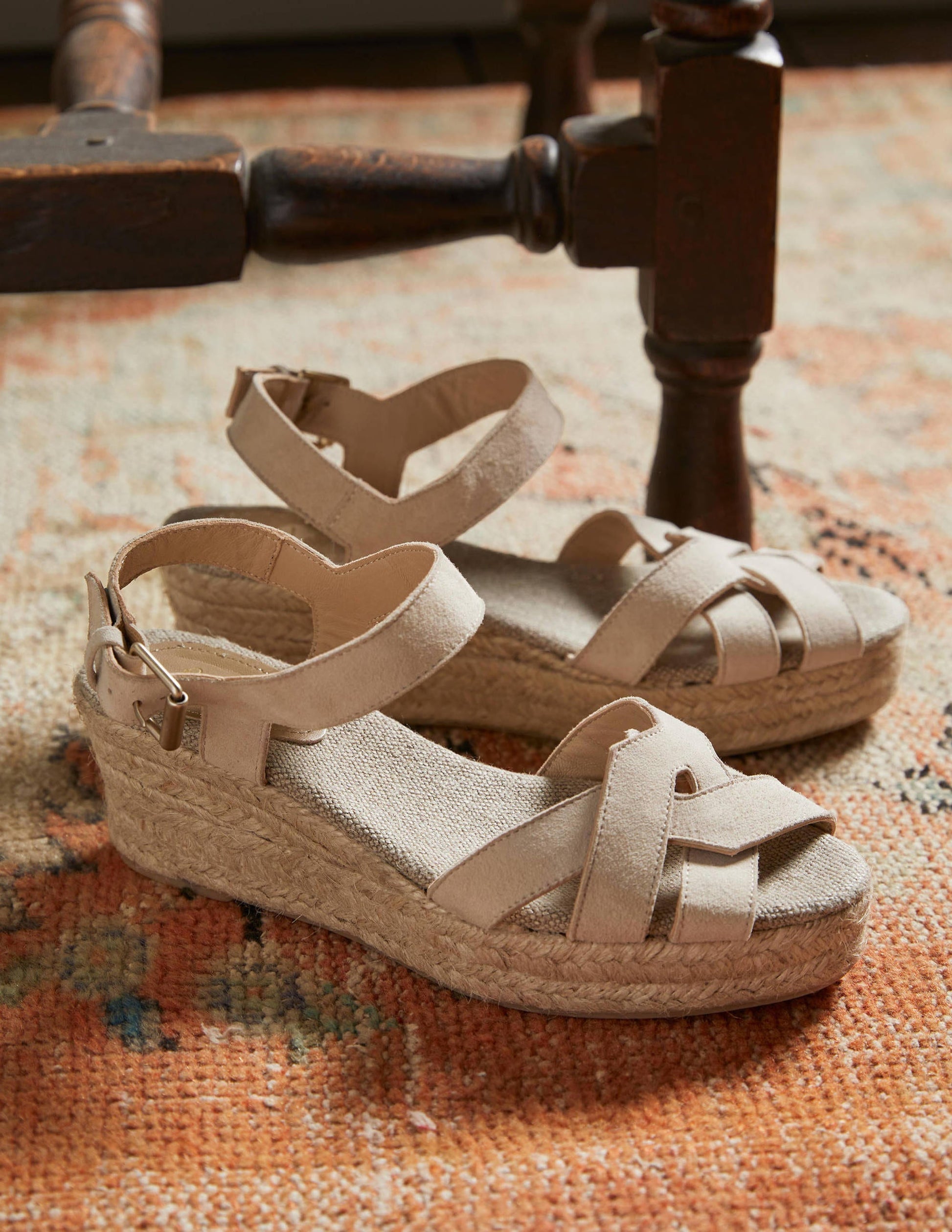 Geometrische Espadrilles mit Keilabsatz-Hellbeige-1