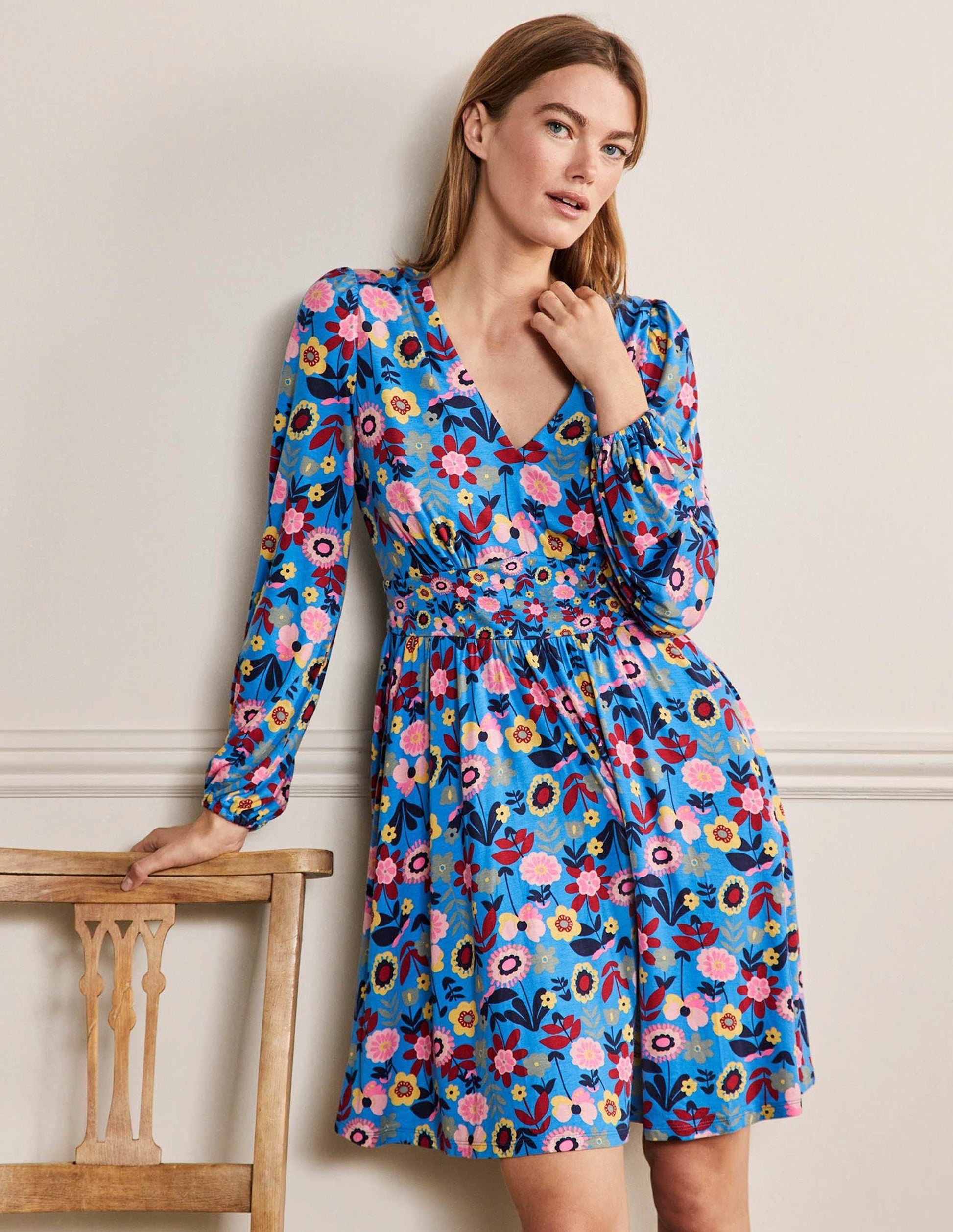 Minikleid mit V-Ausschnitt-Marokkoblau, Blüten-1