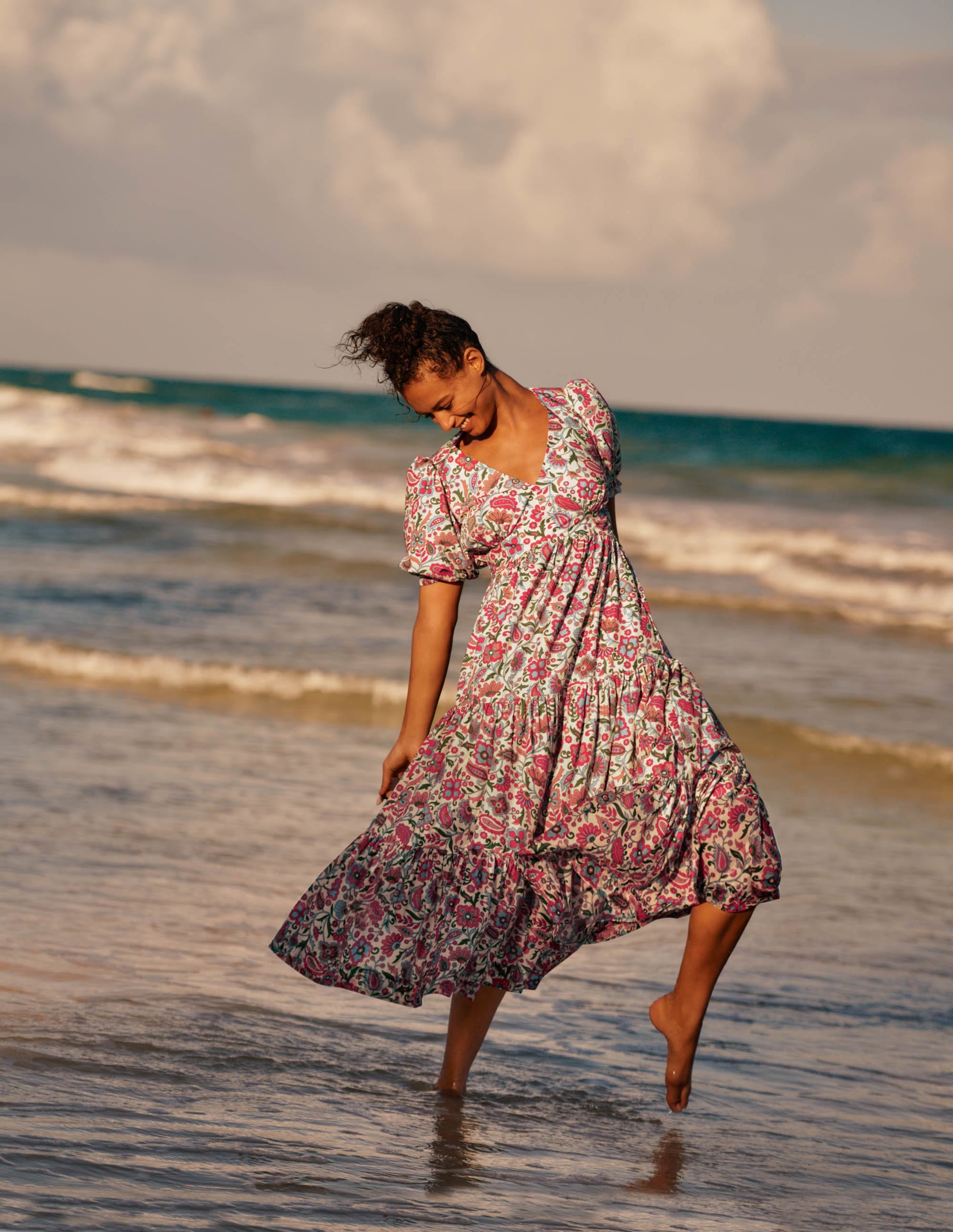 Robe longue volantée à manches bouffantes-Ivoire, motif Oriental Paradise - Image 11