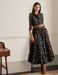 Robe longue à volants multiples-Noir, motif Woodland Bud