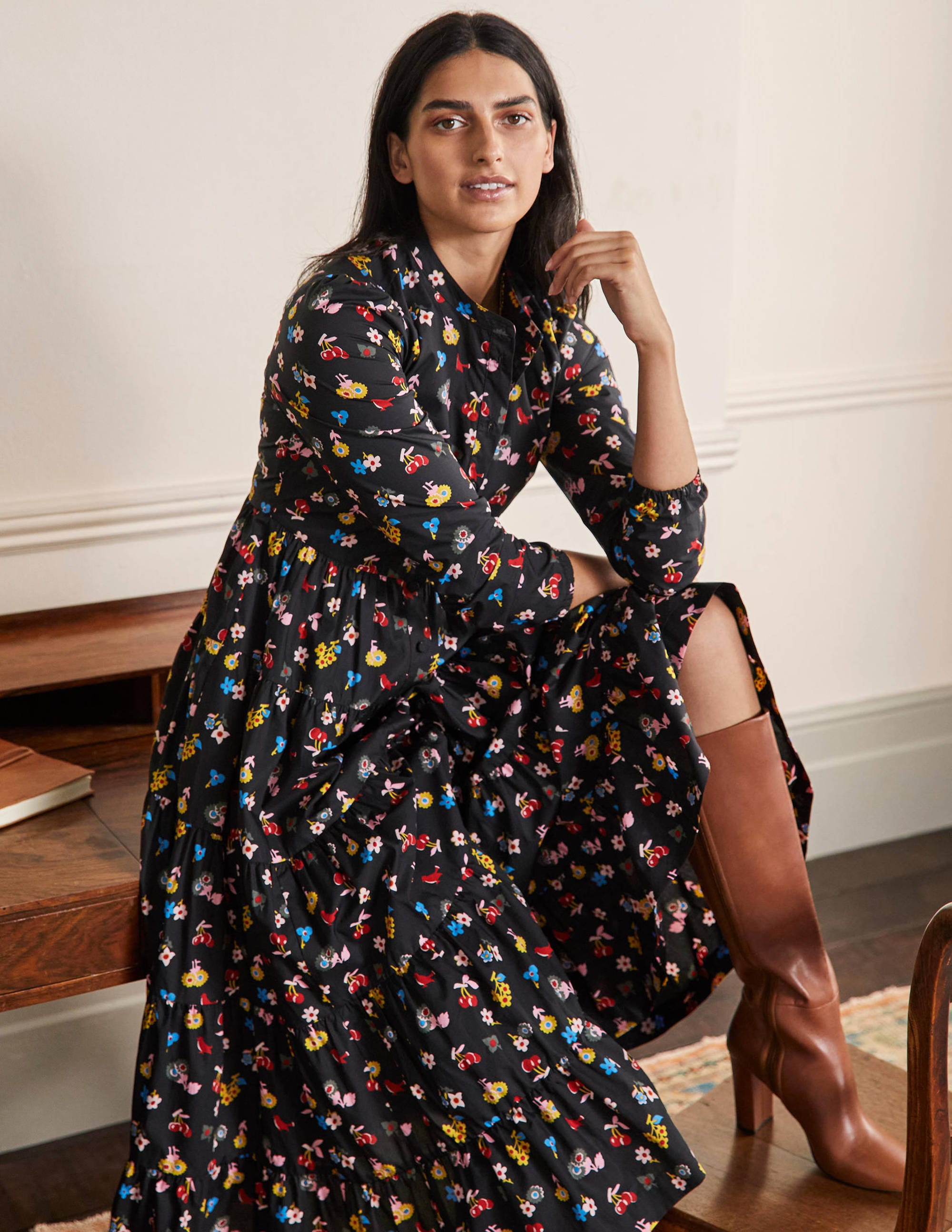 Robe longue à volants multiples-Noir, motif Woodland Bud - Image 4