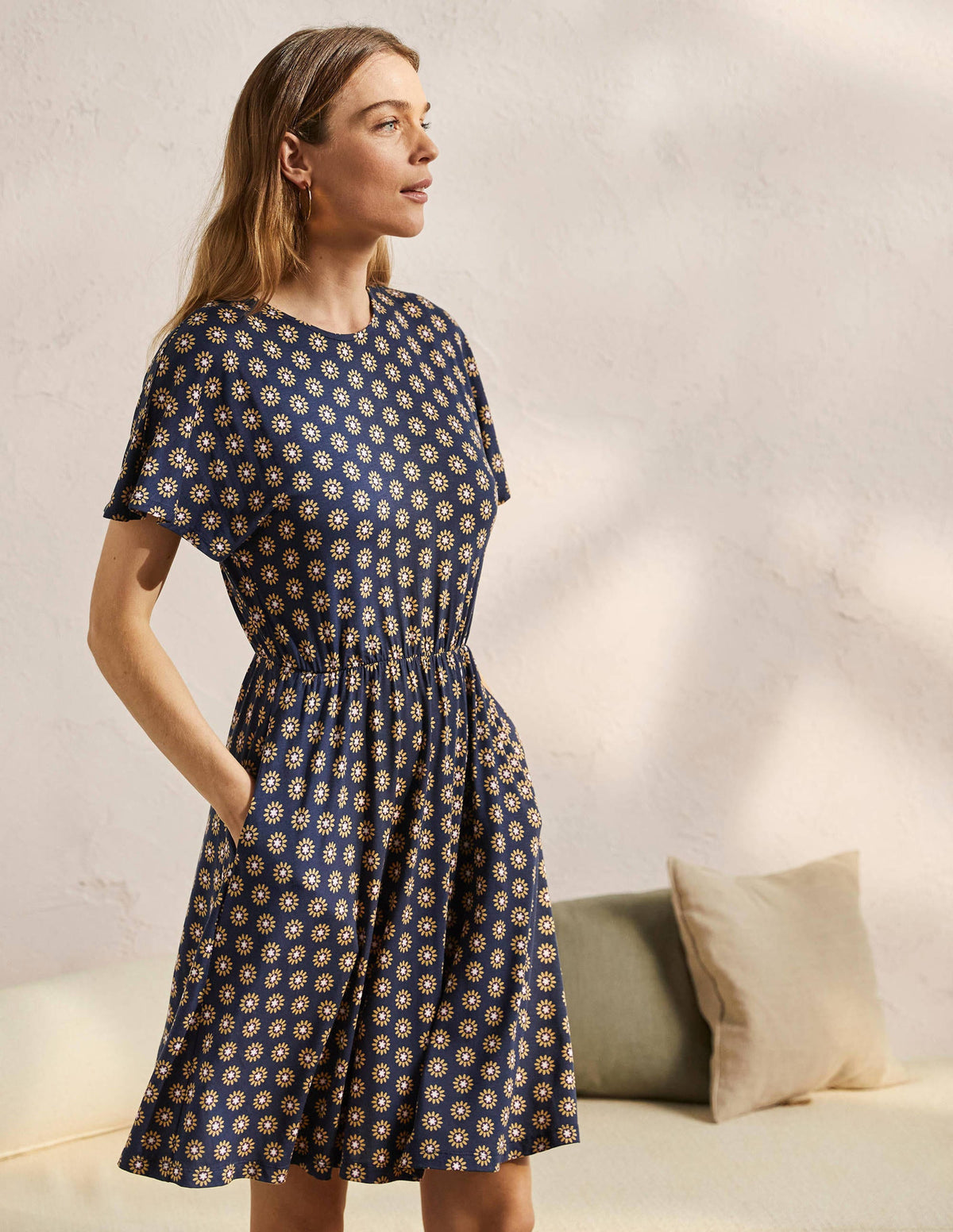 Jerseykleid mit Flatterärmeln-Französisches Navy, Gänseblümchenmuster-1