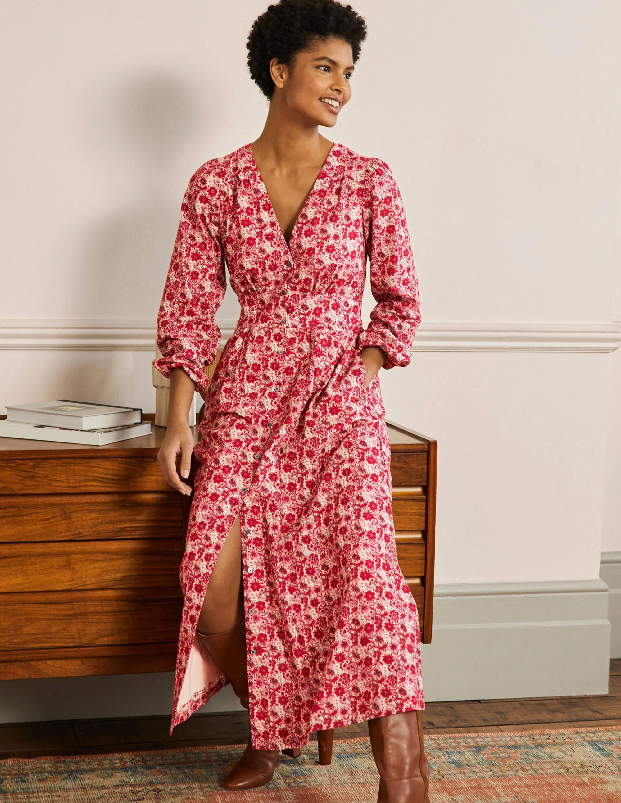 Button Through Maxi Tea Dress-Red, Floret Bloom - Image 4