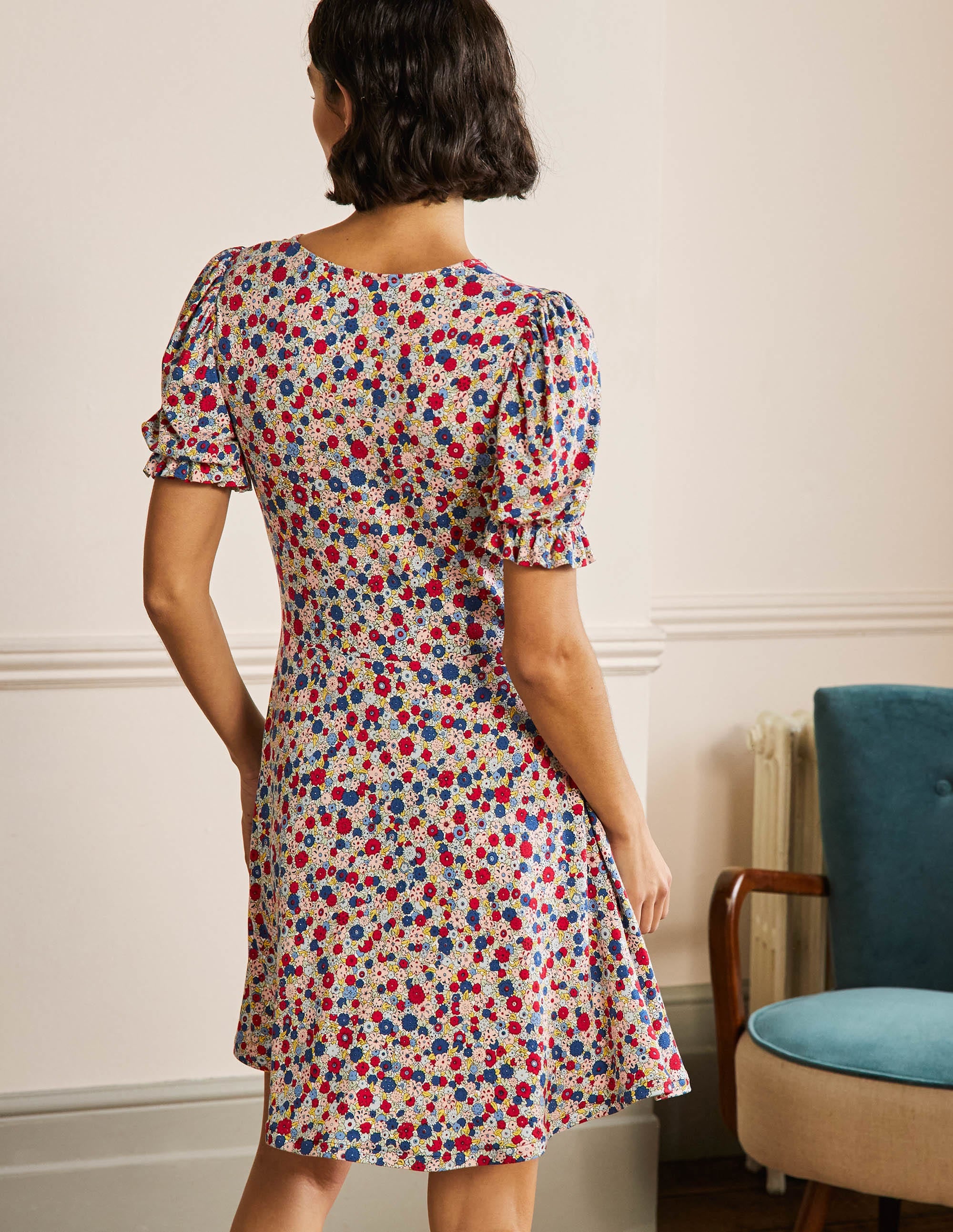 Jerseykleid mit V-Ausschnitt-Rivierablau, Gruppierte Blumen - Image 3