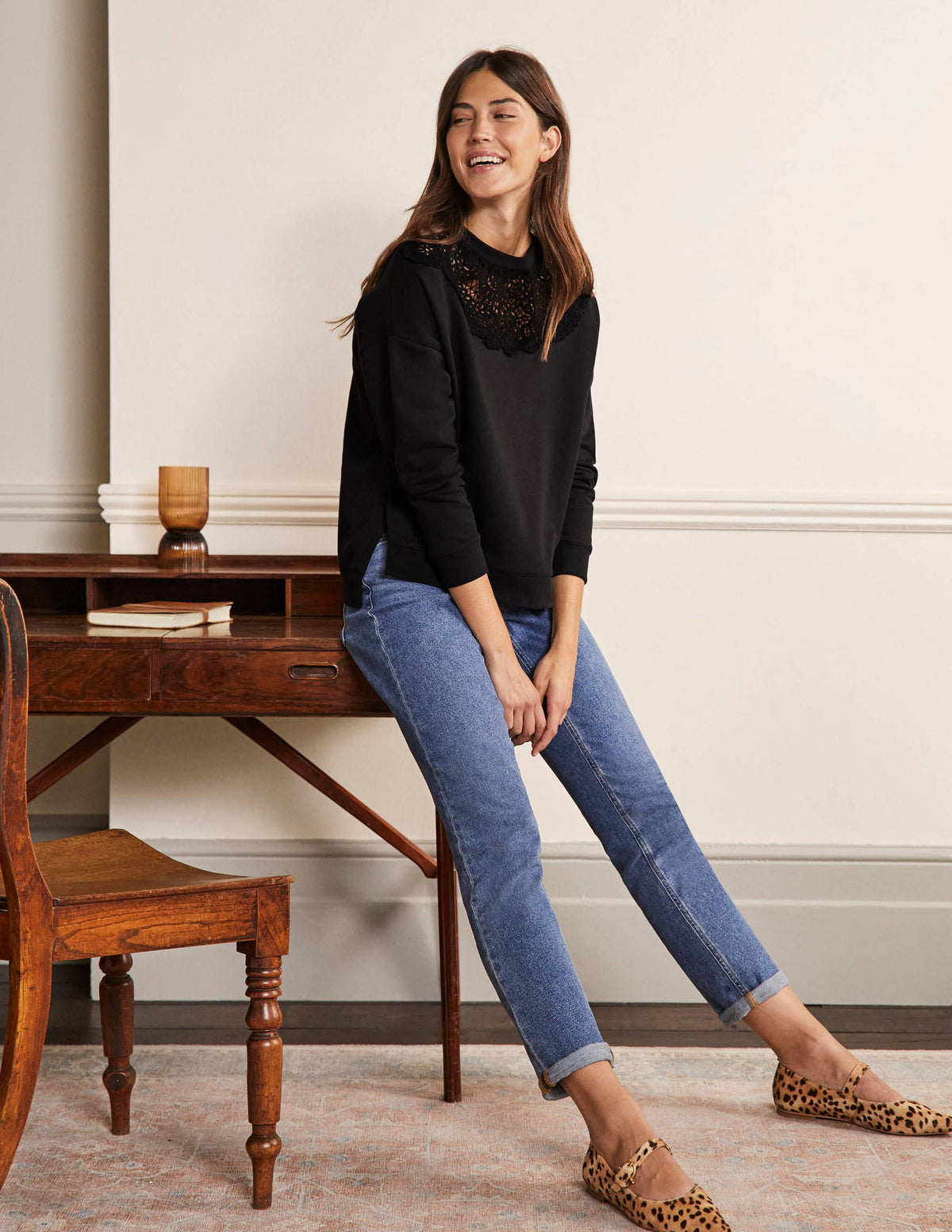 Jasmine Sweatshirt-Schwarz-4