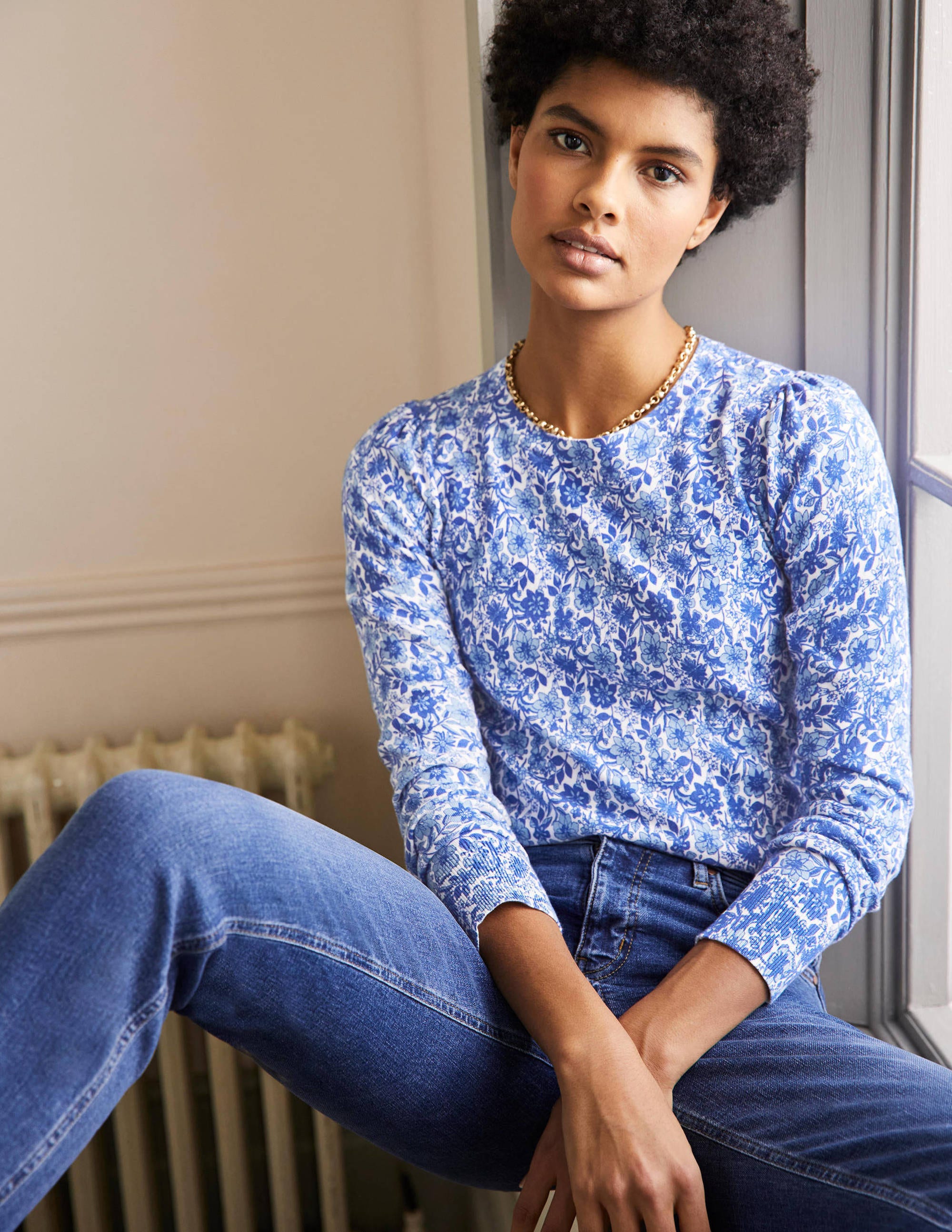 Baumwollpullover mit Rundhalsausschnitt-Morgendämmerungsblau, Blumenmuster - Image 1