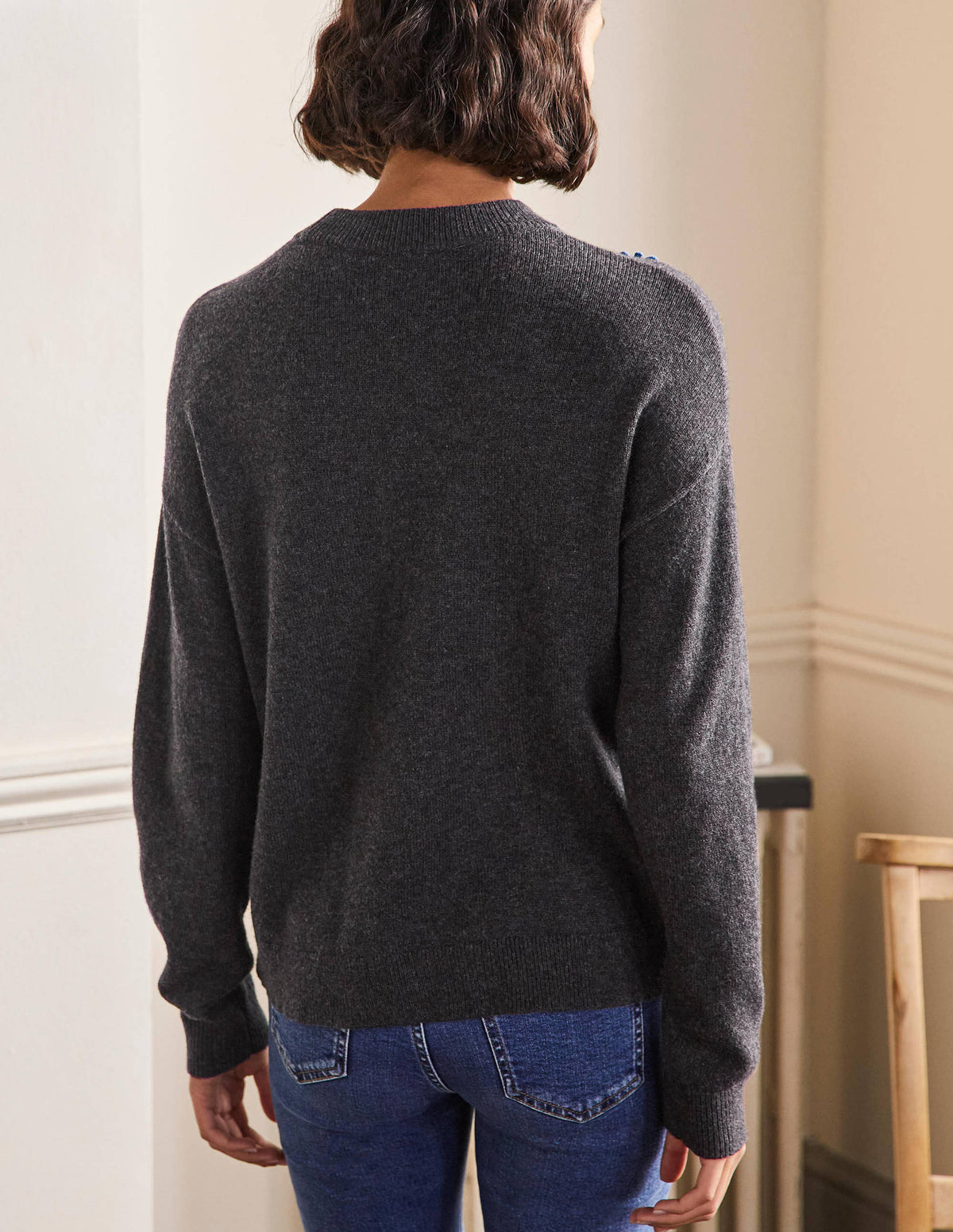Lockerer Pullover mit Stickerei-Anthrazit Melange, Sonnenblume - Image 3