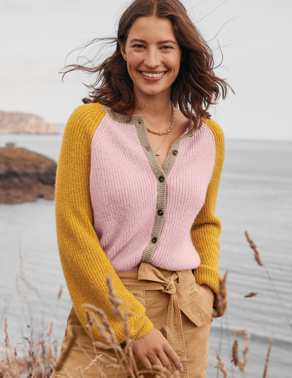 Flauschiger Cardigan mit Blockfarben-Milchshake/Olivenölgrün-4