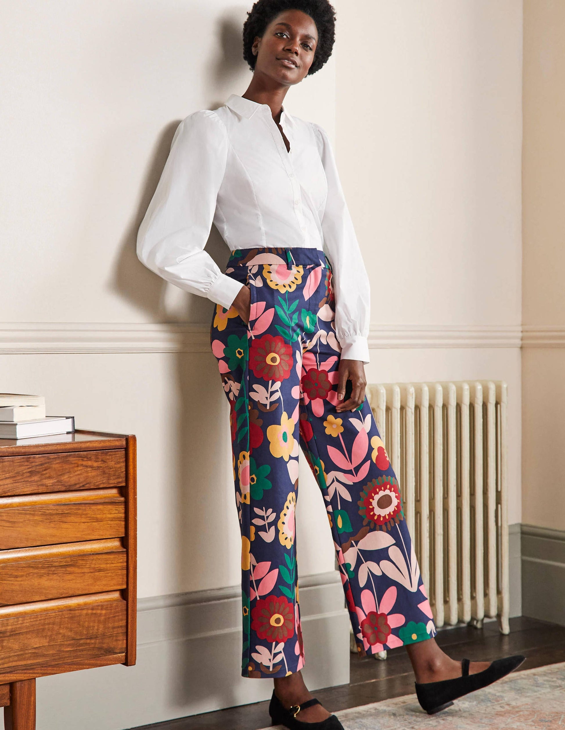 Pantalon Richmond taille haute-Bleu marine foncé, motif Flora Bloom-1