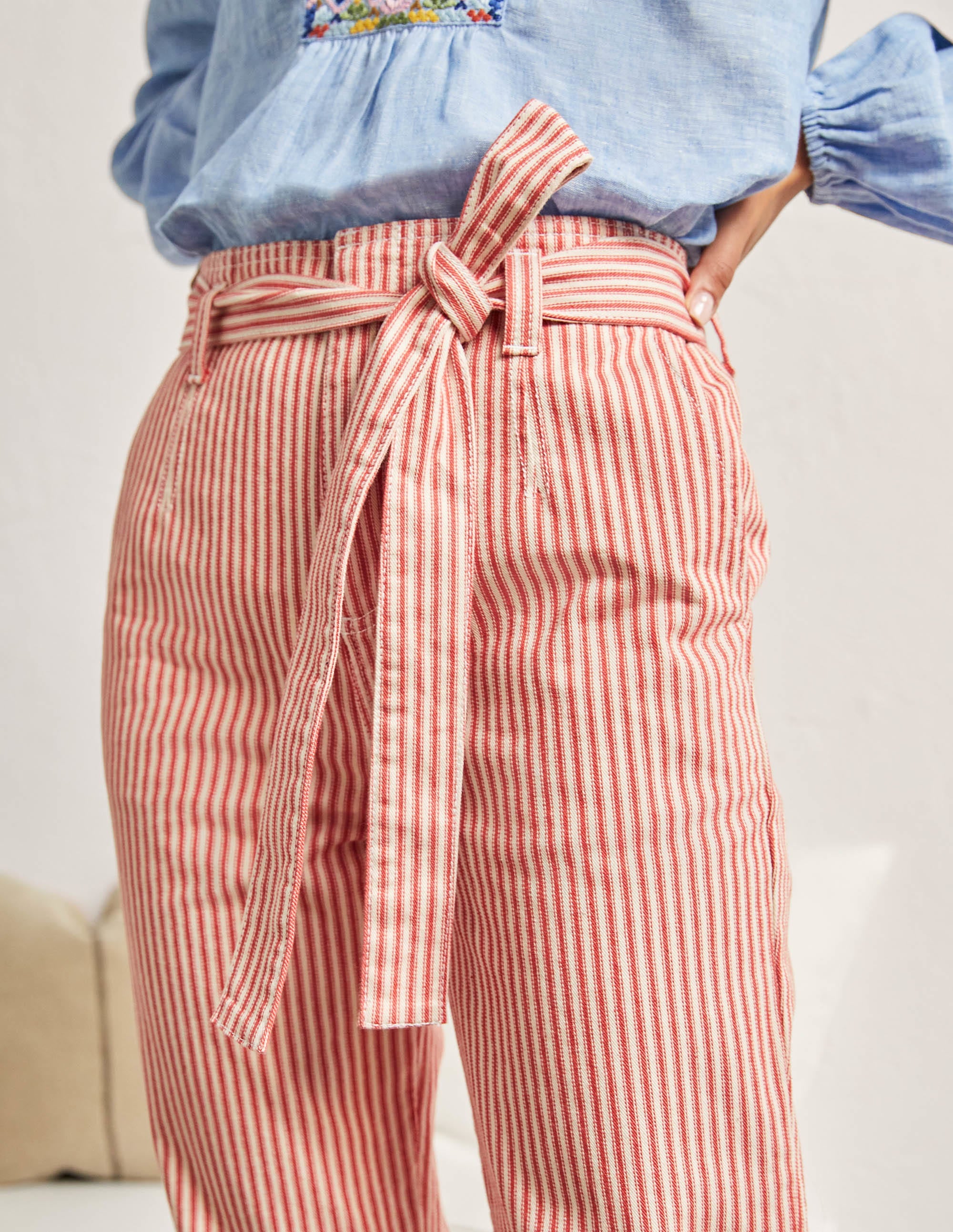 Jean à nouer à la taille-Coutil rouge - Image 2