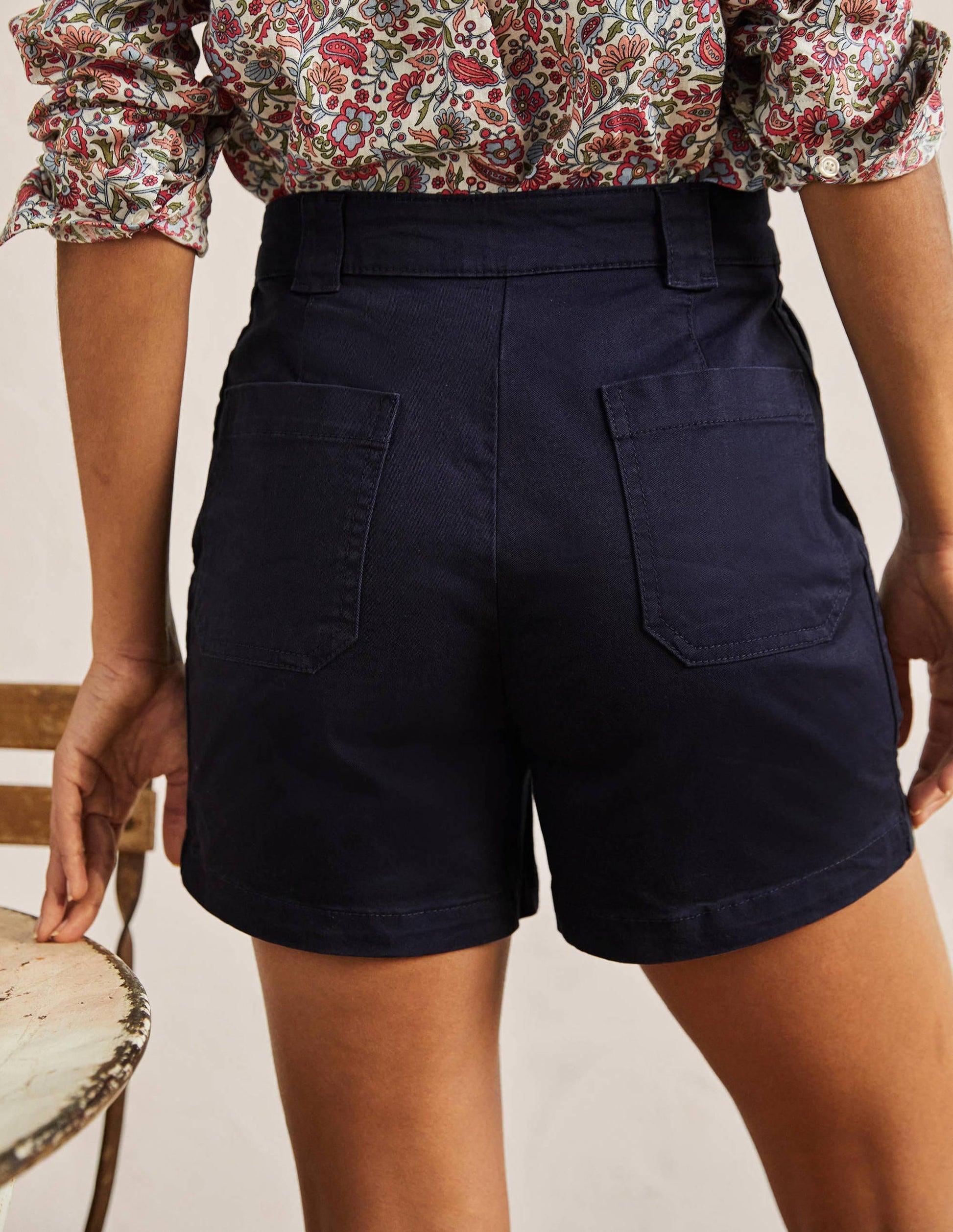 Klassische Chinoshorts-Marineblau-3