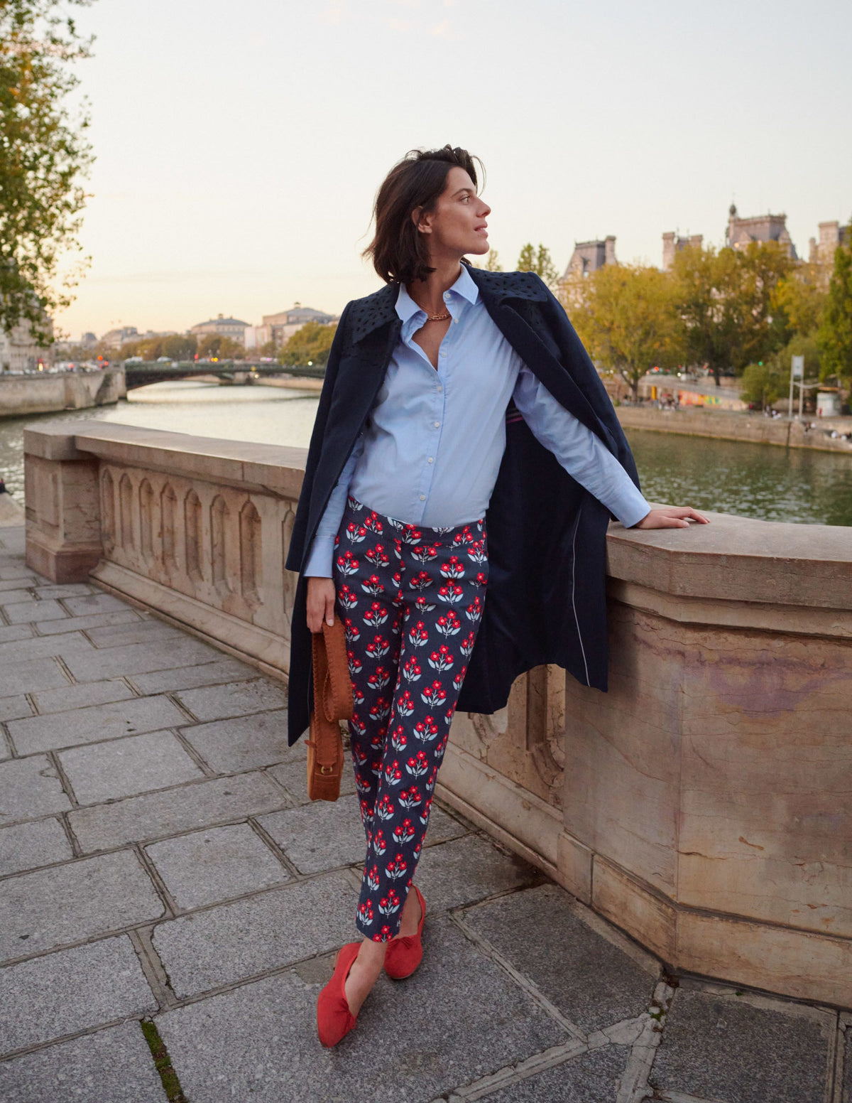 Richmond 7/8 Trouser-Navy, Blossoming Bud - Image 7