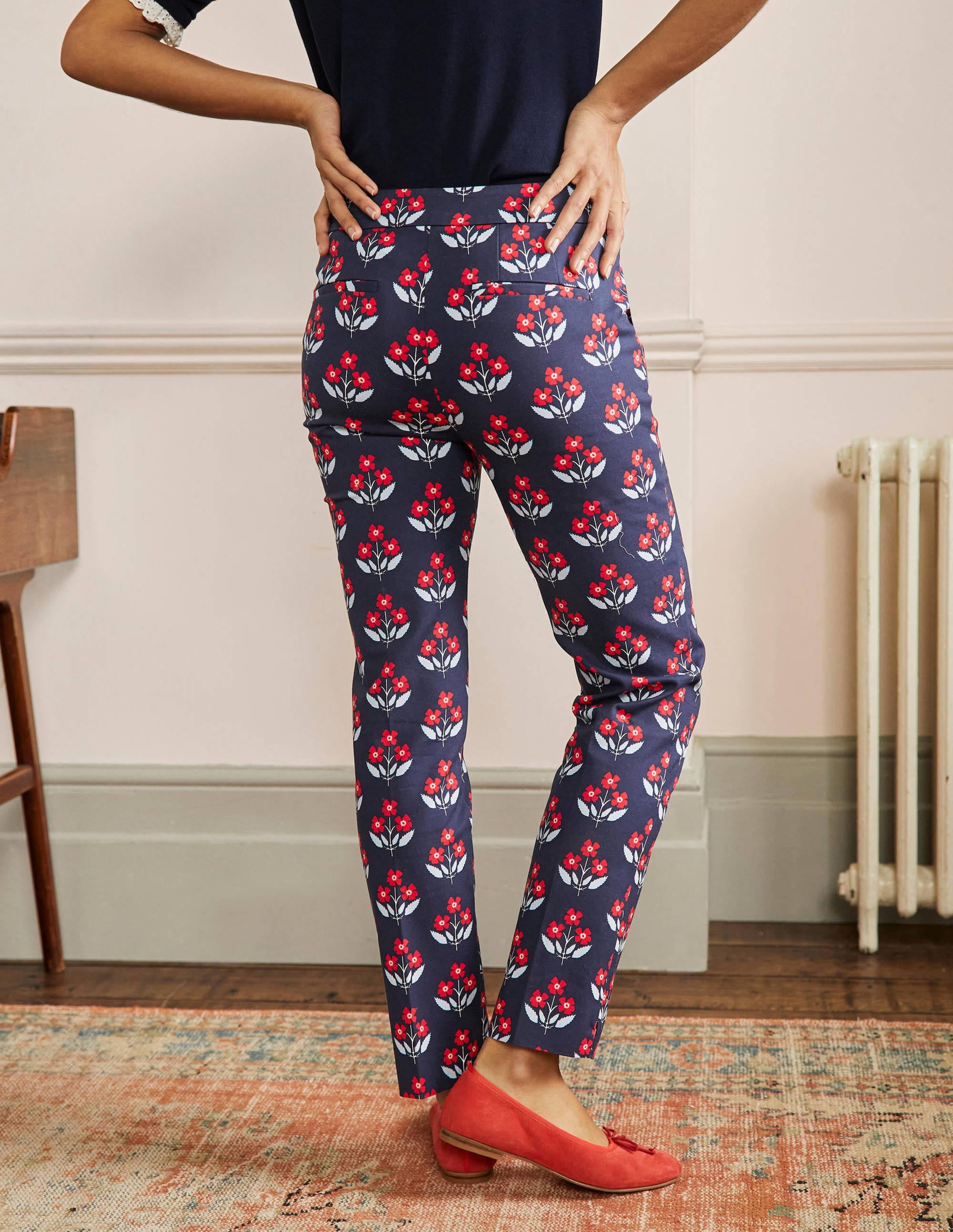 Richmond 7/8 Trouser-Navy, Blossoming Bud - Image 3
