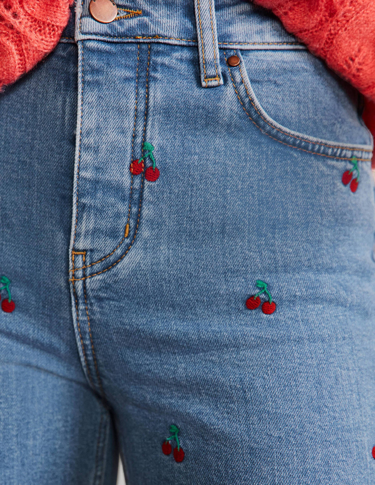 Lockere Jeans mit geradem Bein-Kirschenstickerei - Image 2