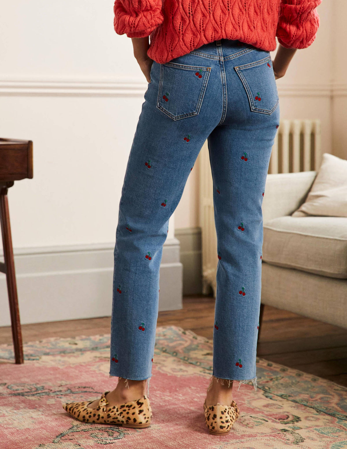 Lockere Jeans mit geradem Bein-Kirschenstickerei - Image 3