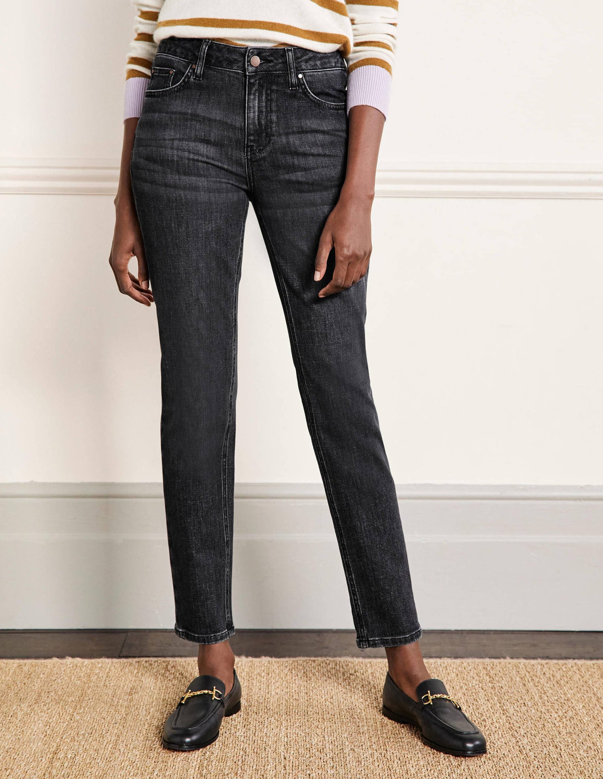 Girlfriend Jeans-Authentic Grey-4