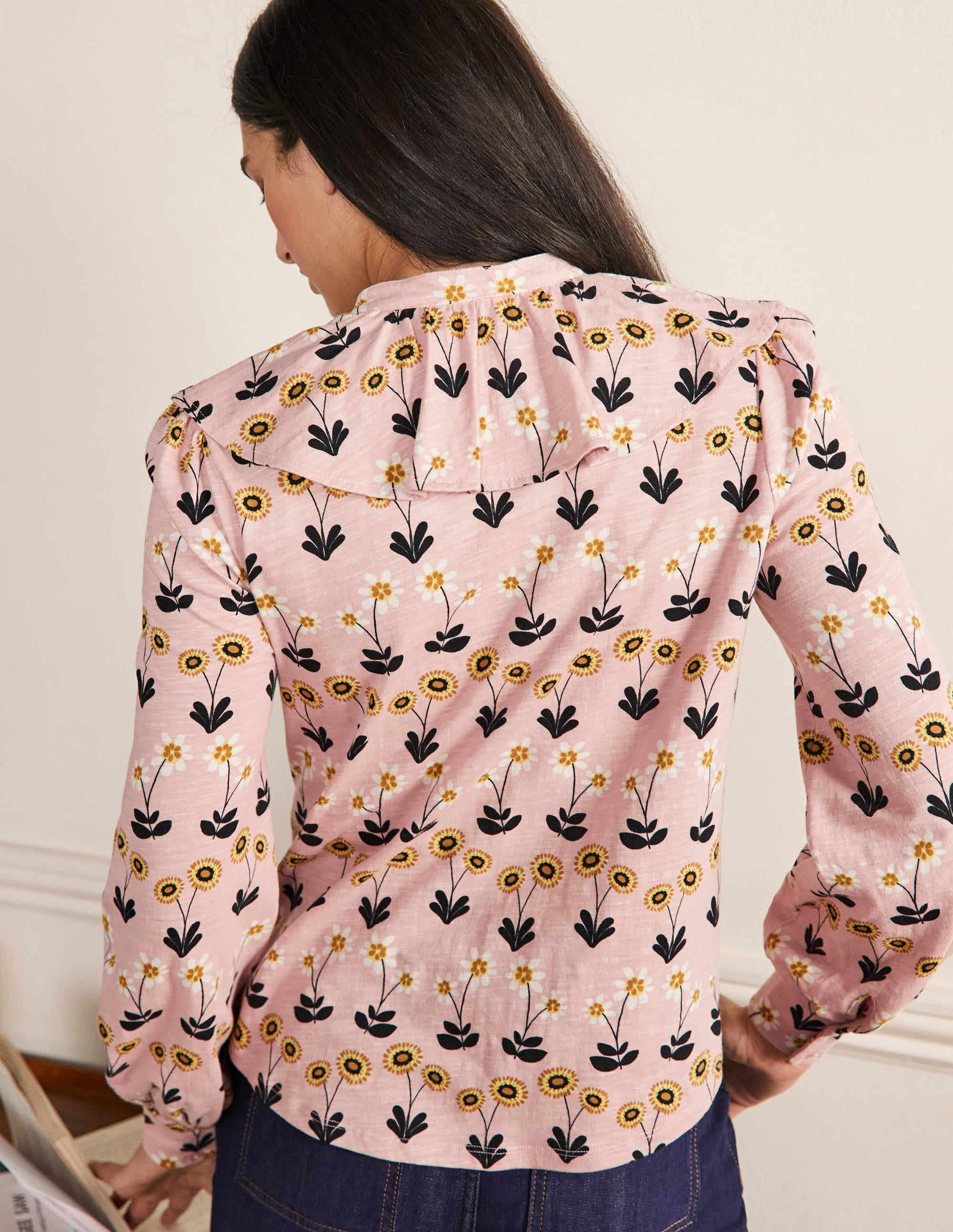 Jerseyshirt mit Rüschen vorne-Milchshake, Zarte Gänseblümchen - Image 3