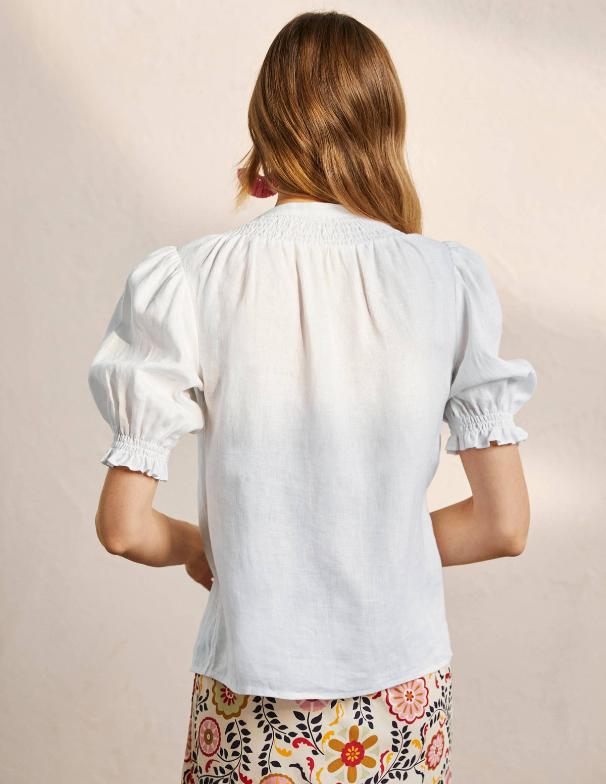 Gesmokte Bluse mit kurzen Ärmeln-Weiß-3