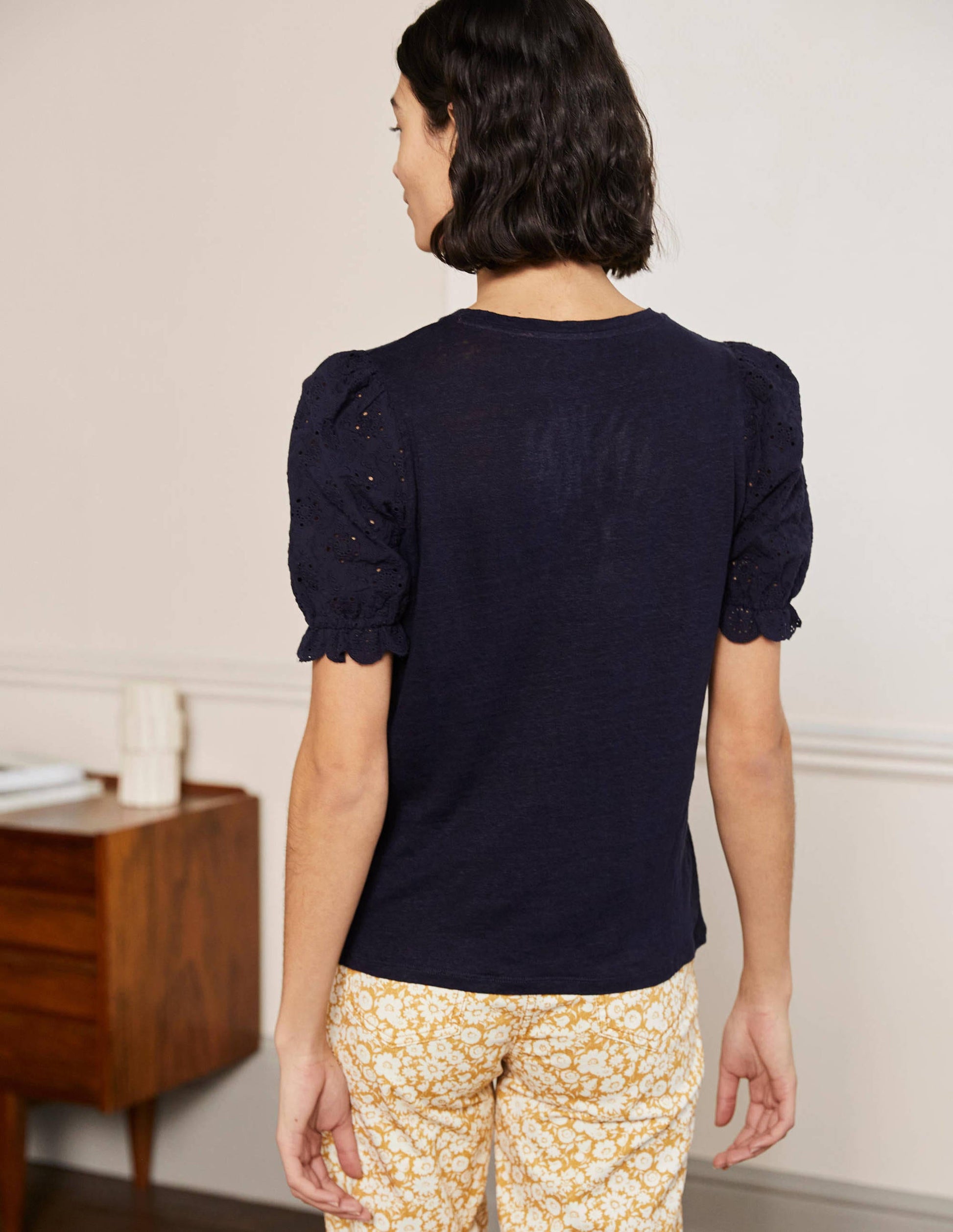 T-shirt en lin avec manches à broderie anglaise-Bleu marine-3