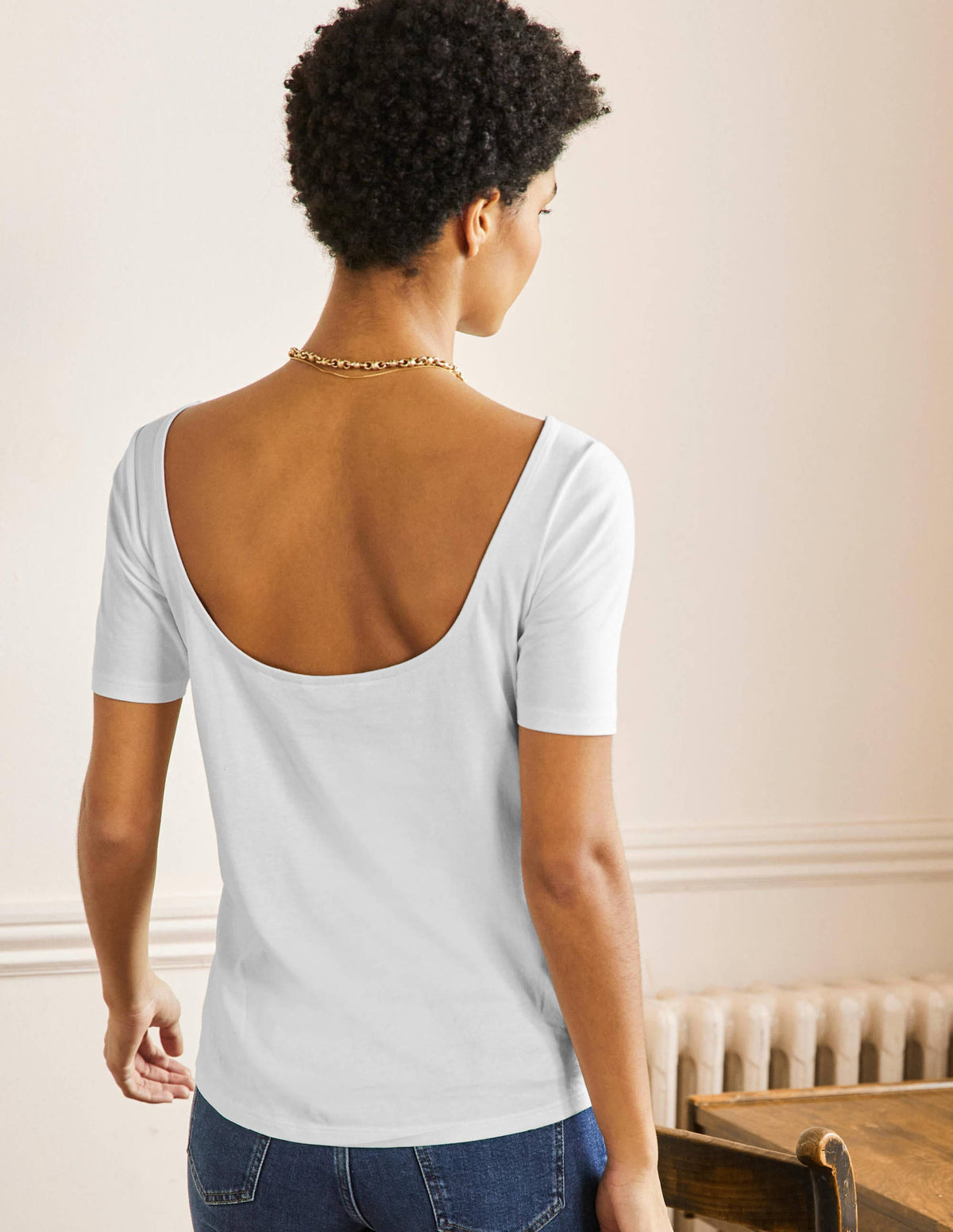 Superweiches T-Shirt mit rundem Rückenausschnitt-Weiß-3