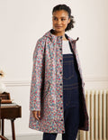 Morris Wasserdichter Regenmantel-Navy, Gruppierte Blumen