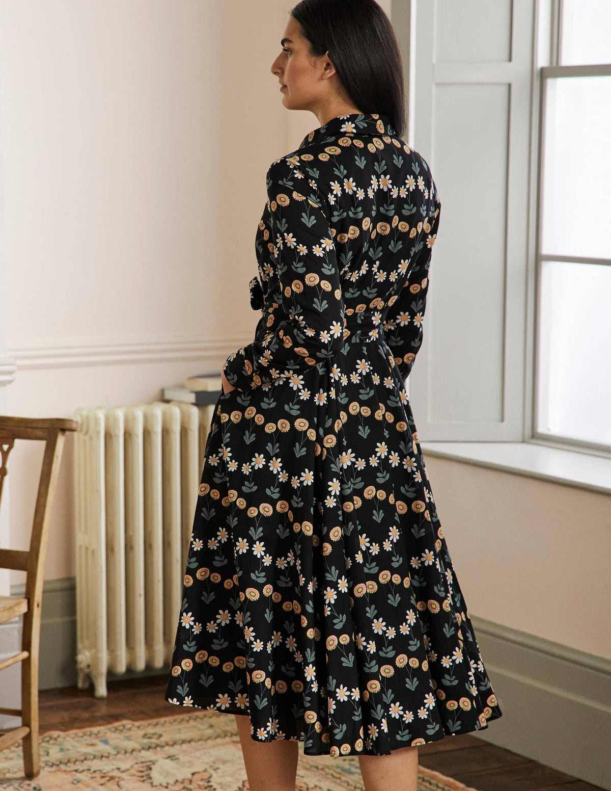 Kitty Midi-Hemdblusenkleid-Schwarz, Zarte Gänseblümchen - Image 3