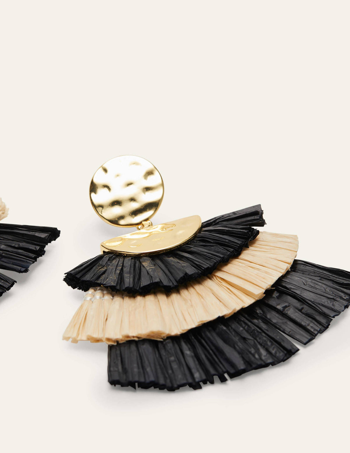 Hammered Tier Fringe Earrings-Black - Image 2