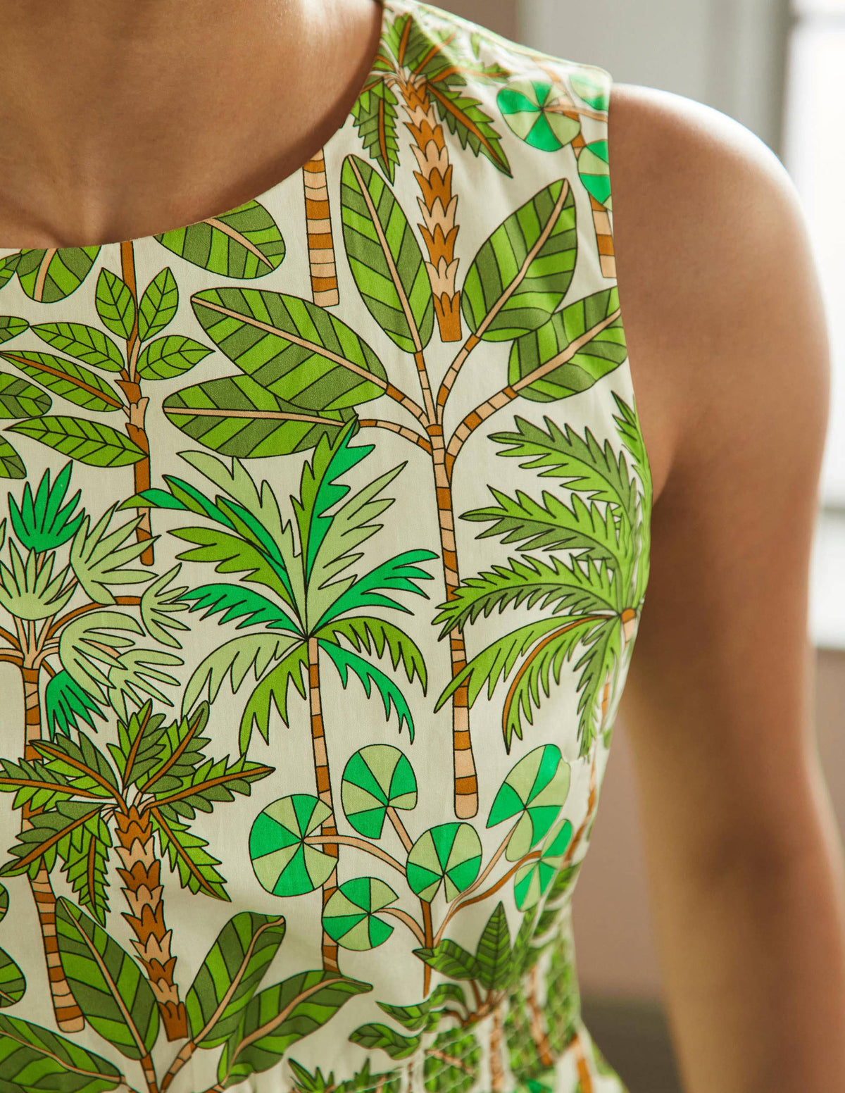 Minikleid mit gesmokter Taille-Grün, Tropenmuster-2