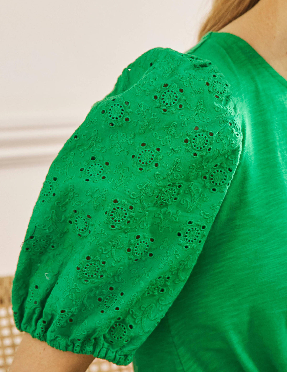 Midikleid aus Jersey mit Lochstickereimix-Schottengrün - Image 2