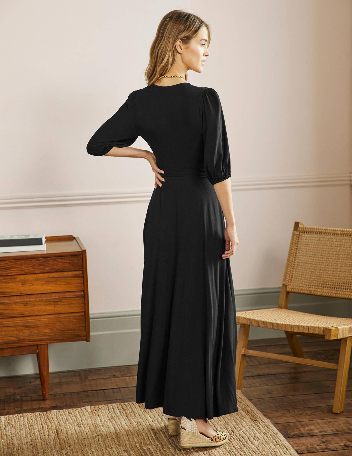 Jersey-Maxikleid mit fixierter Wickeloptik-Schwarz-3