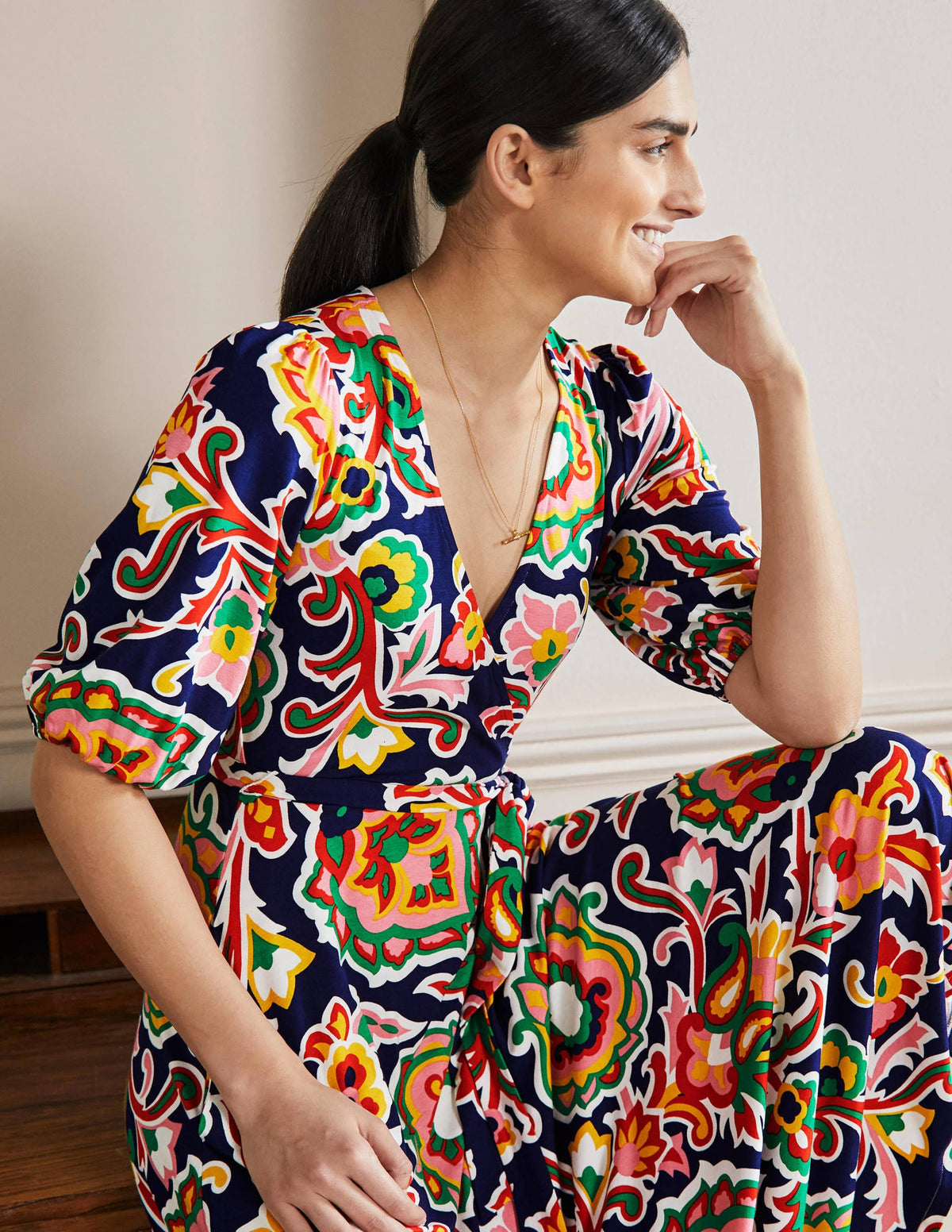 Jersey-Maxikleid mit fixierter Wickeloptik-Mitternachtsozeanblau, Blüten-4